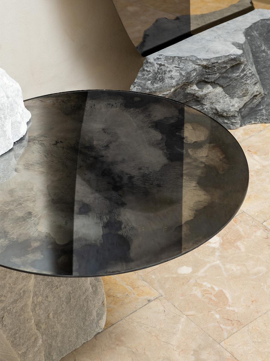 Postmoderne Table d'appoint Miroir nuageux par Homa en vente