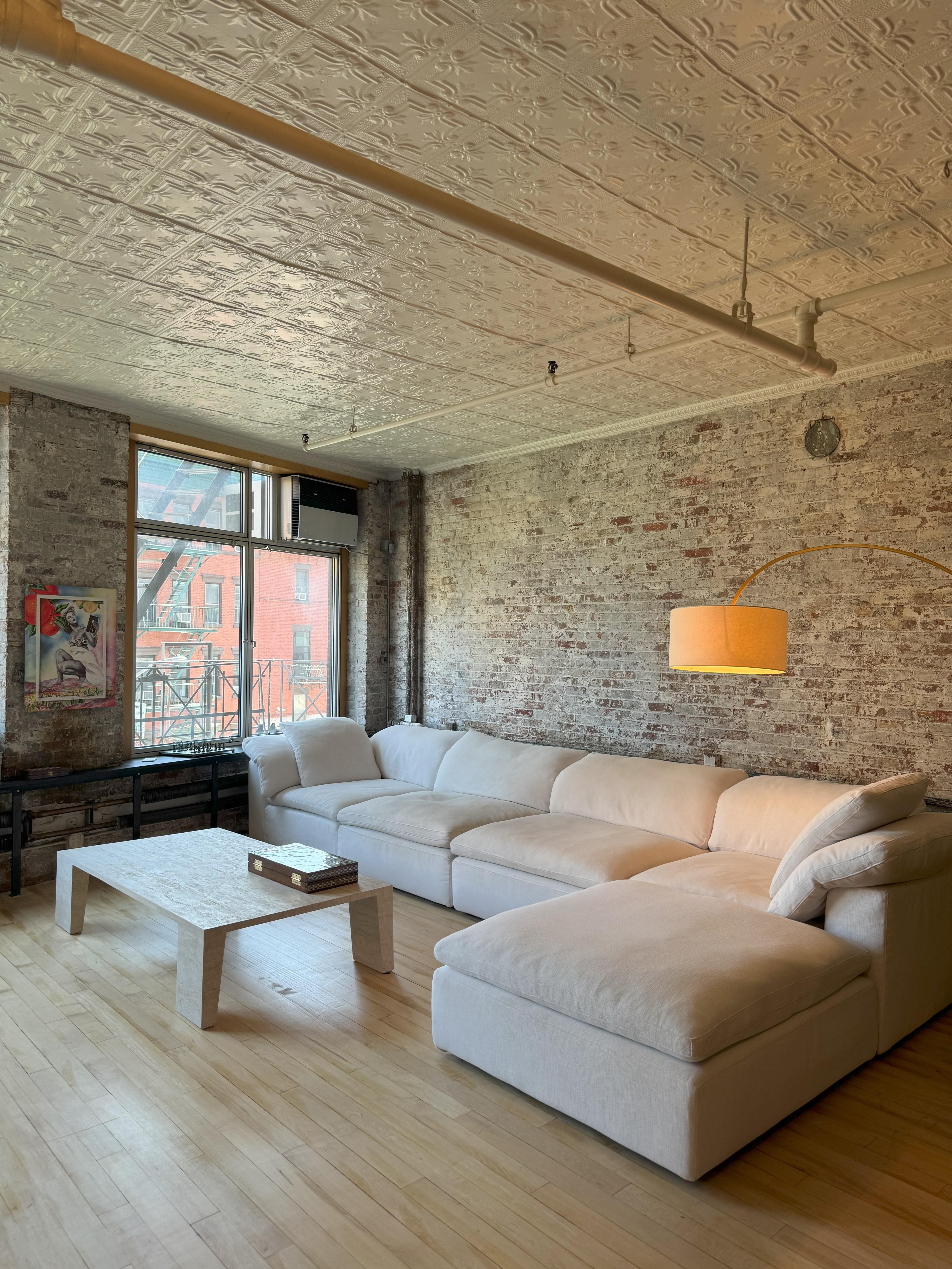 Cloud Modular 5-Piece Sofa-Chaise Sectional By Restoration Hardware In Good Condition For Sale In New York, NY, NY