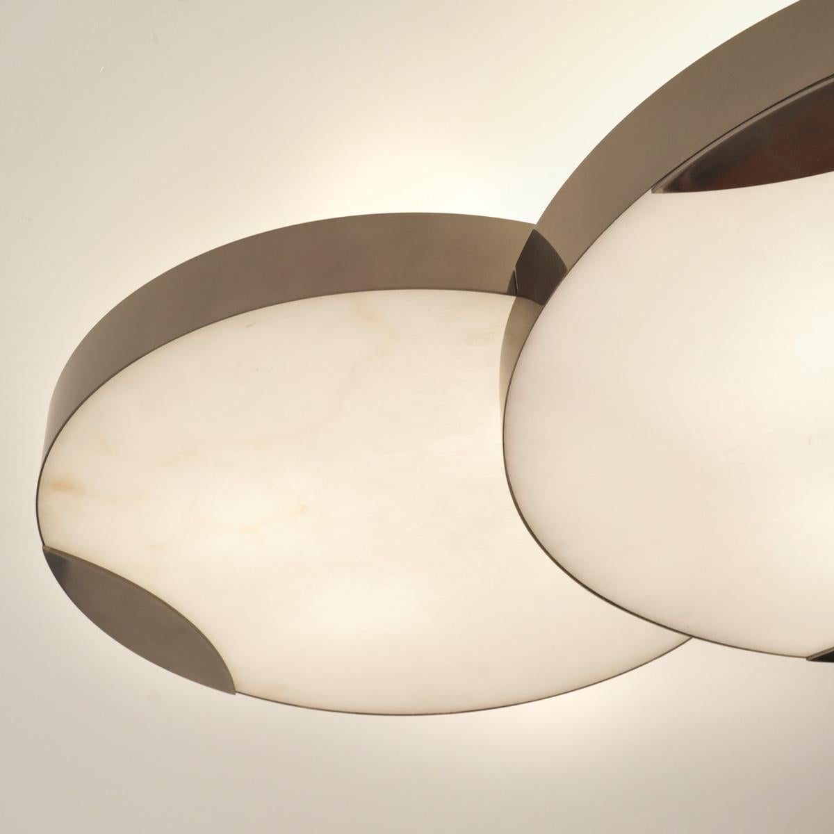 Lampada da soffitto Cloud N.4 di Gaspare Asaro - Finitura bronzo In condizioni Nuovo in vendita a New York, NY