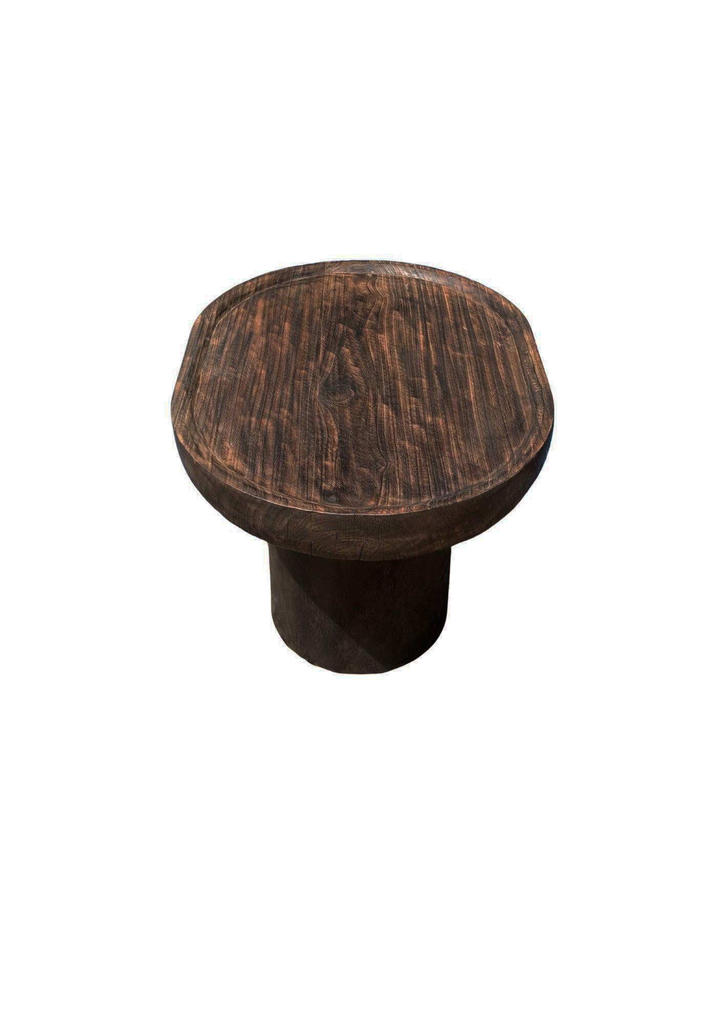 Hand-Carved Solid Mango Wood Side Table, Modern Organic, Espresso In New Condition For Sale In Jimbaran, Bali
