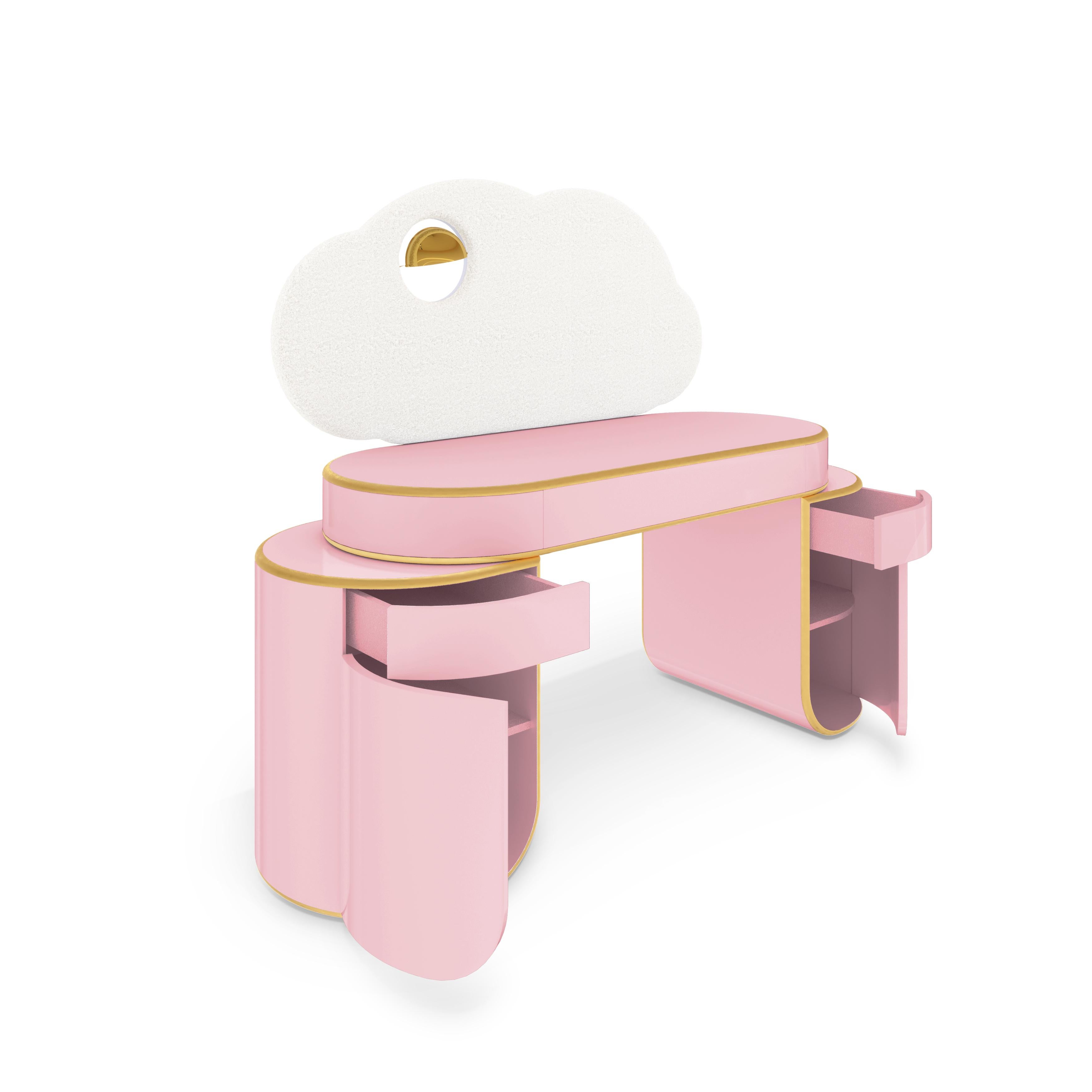 XXI secolo e contemporaneo Cloud Pink Glow Desk by MAGILORE - Scrivania di lusso per bambini in bouclé e foglia d'oro in vendita