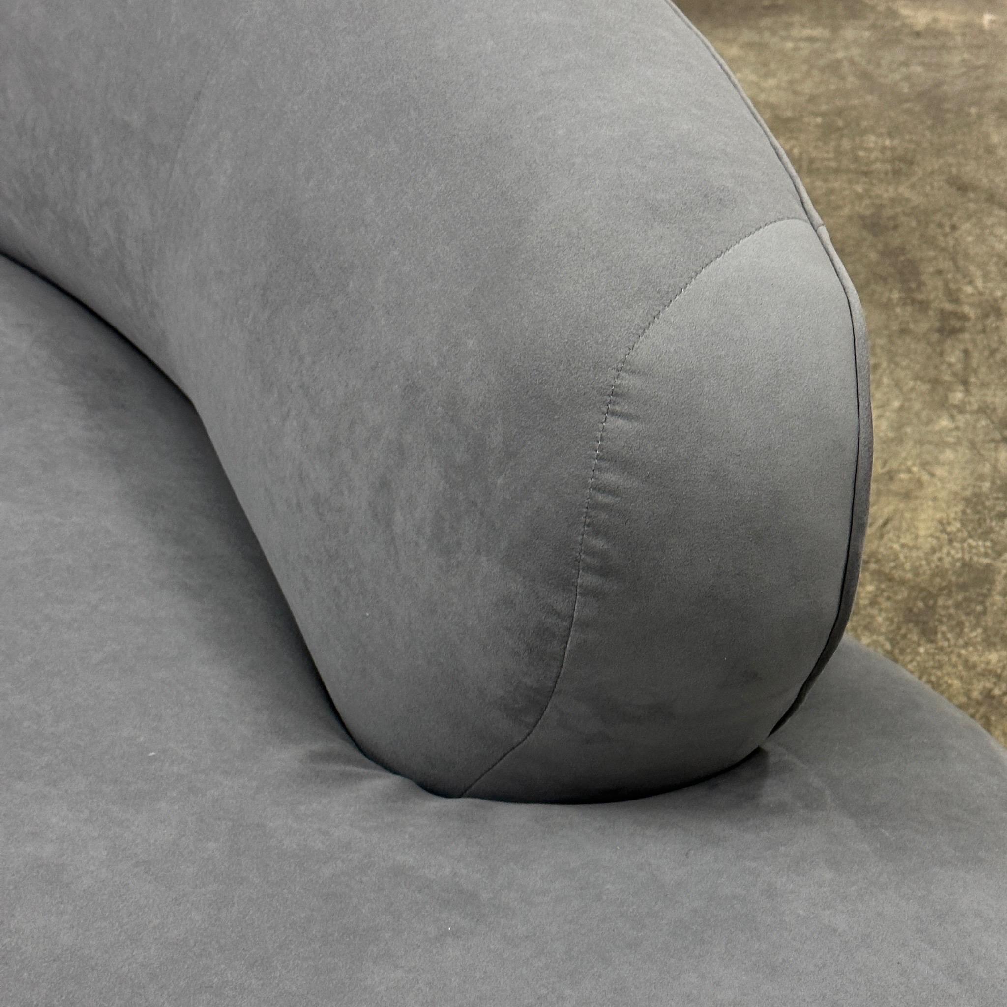 Post-Modern Cloud Serpentine Sofa by Vladimir Kagan for Directional For Sale
