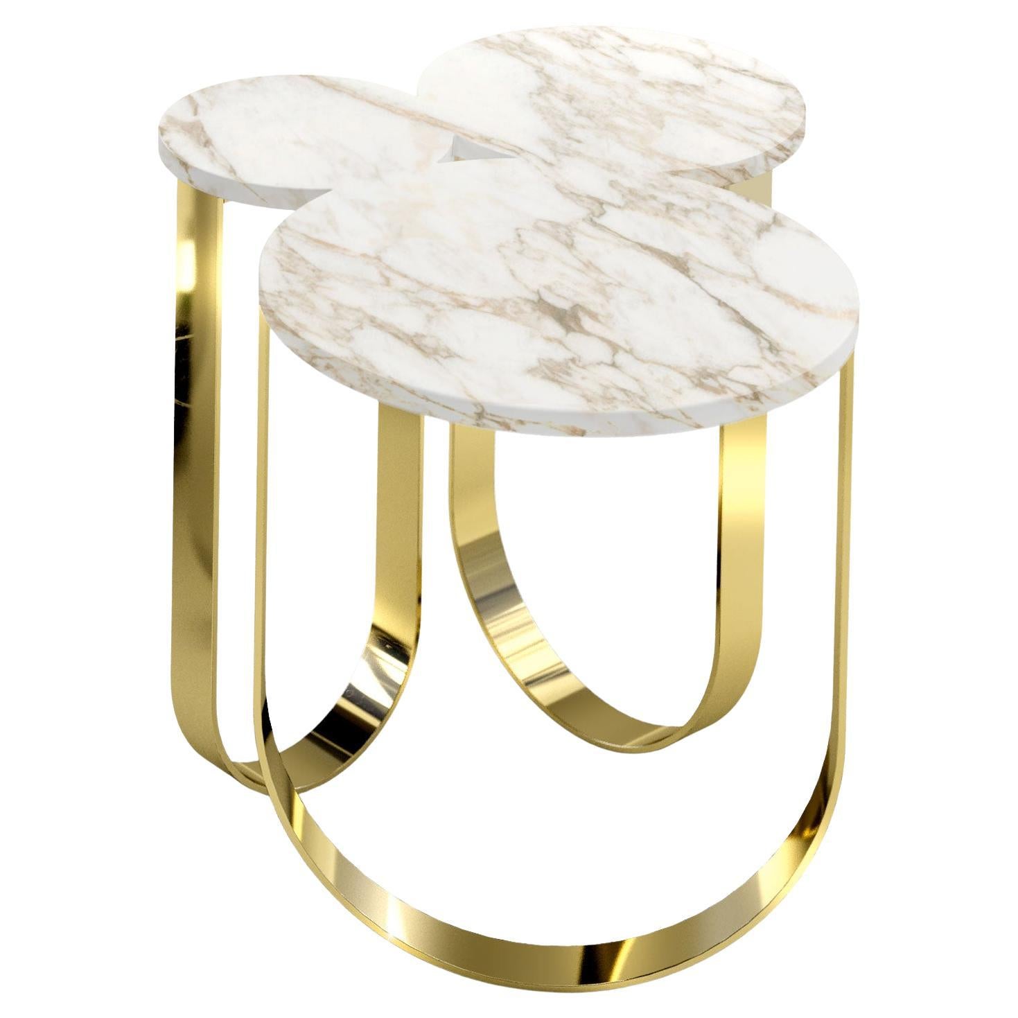 Mesa auxiliar Cloud de mármol y espejo de latón pulido by Barberini & Gunnell en venta