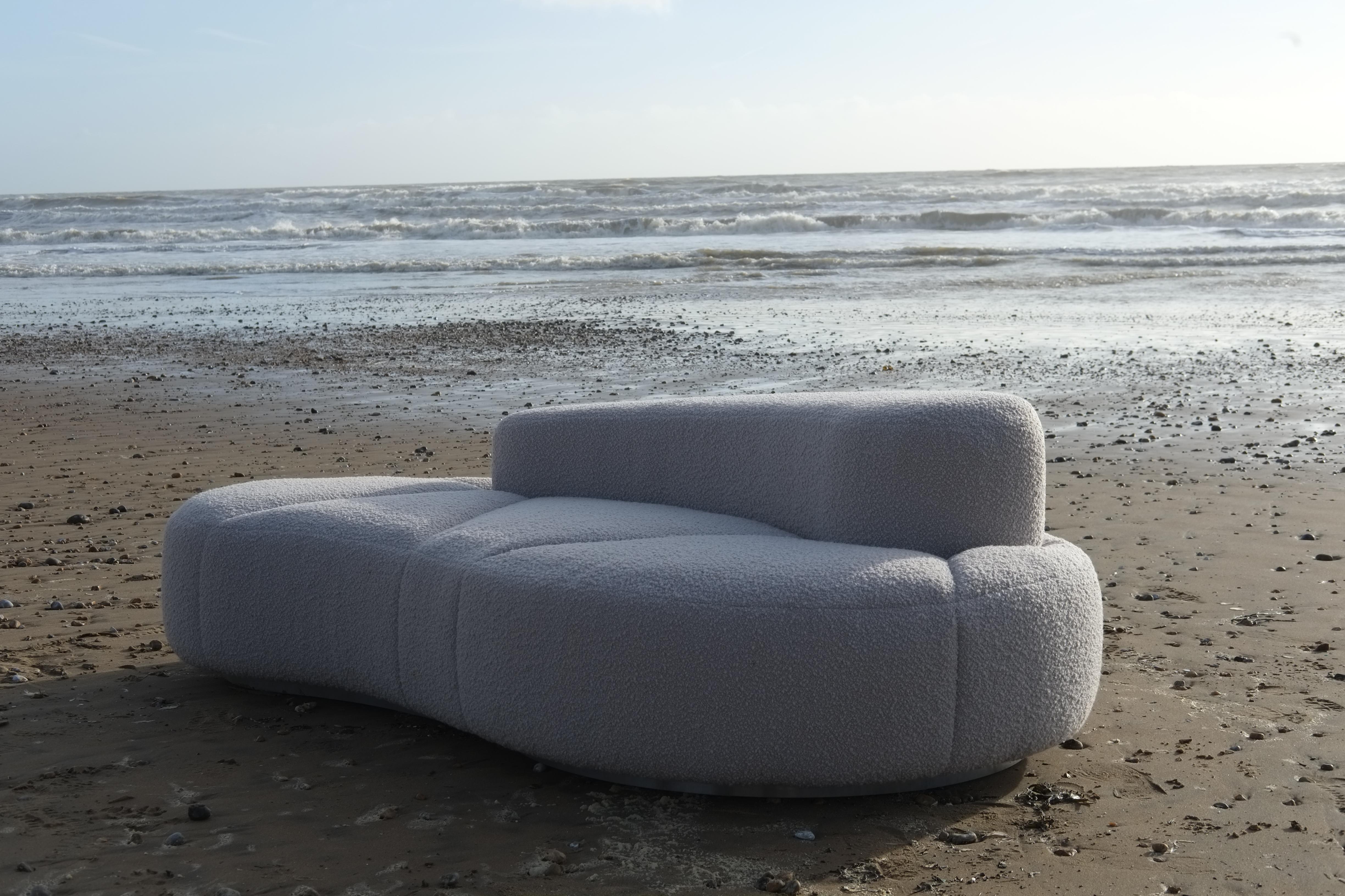 Cloud Sofa by Fred Rigby Studio In New Condition For Sale In Geneve, CH