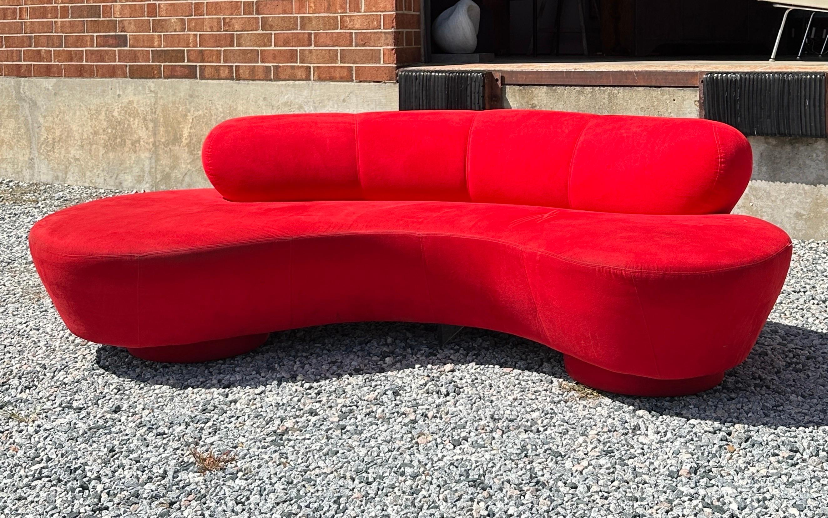 Fabric Cloud Sofa designed by Vladimir Kagan for Directional For Sale