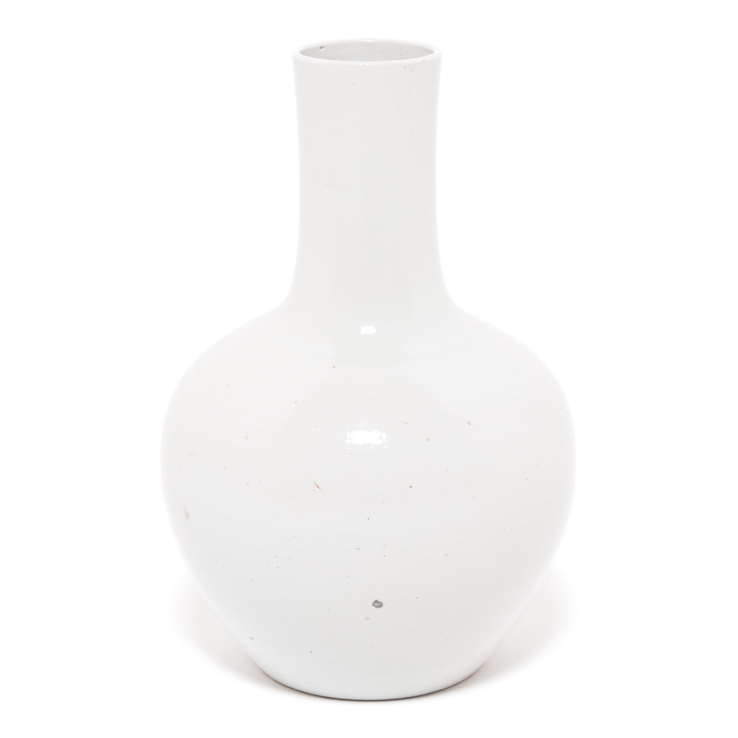 white bottleneck vase