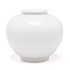Cloud White Onion Jar