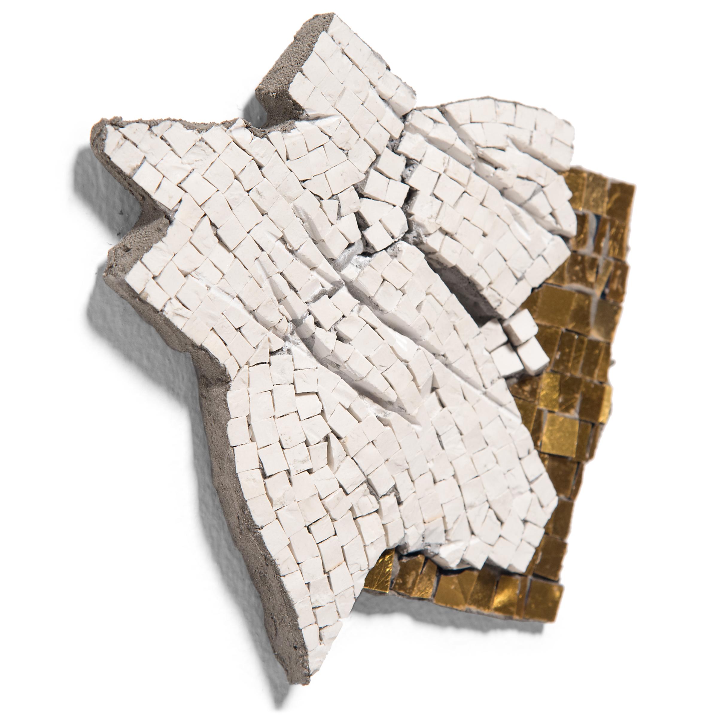 In the series “Heavenly,” Toyoharu Kii honors the fullness of life and its continual rebirth. In some works, white tesserae assume abstract profiles. In others, irregular shapes contain a disorderly array of jagged tiles, suggesting the unexpected