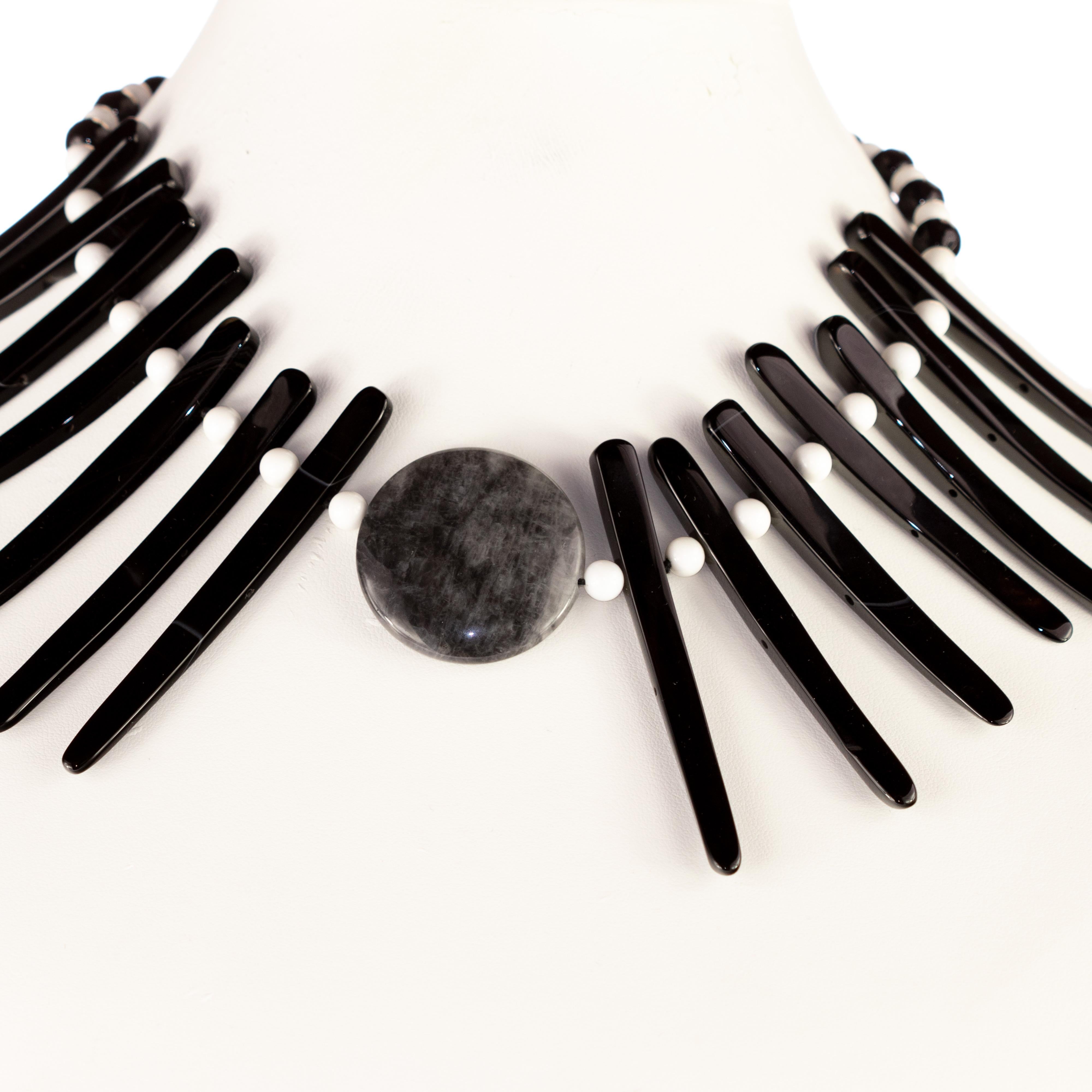 Cloudy Agate Silver Tribal Warrior Round Branches Choker Necklace Earrings Set For Sale 2