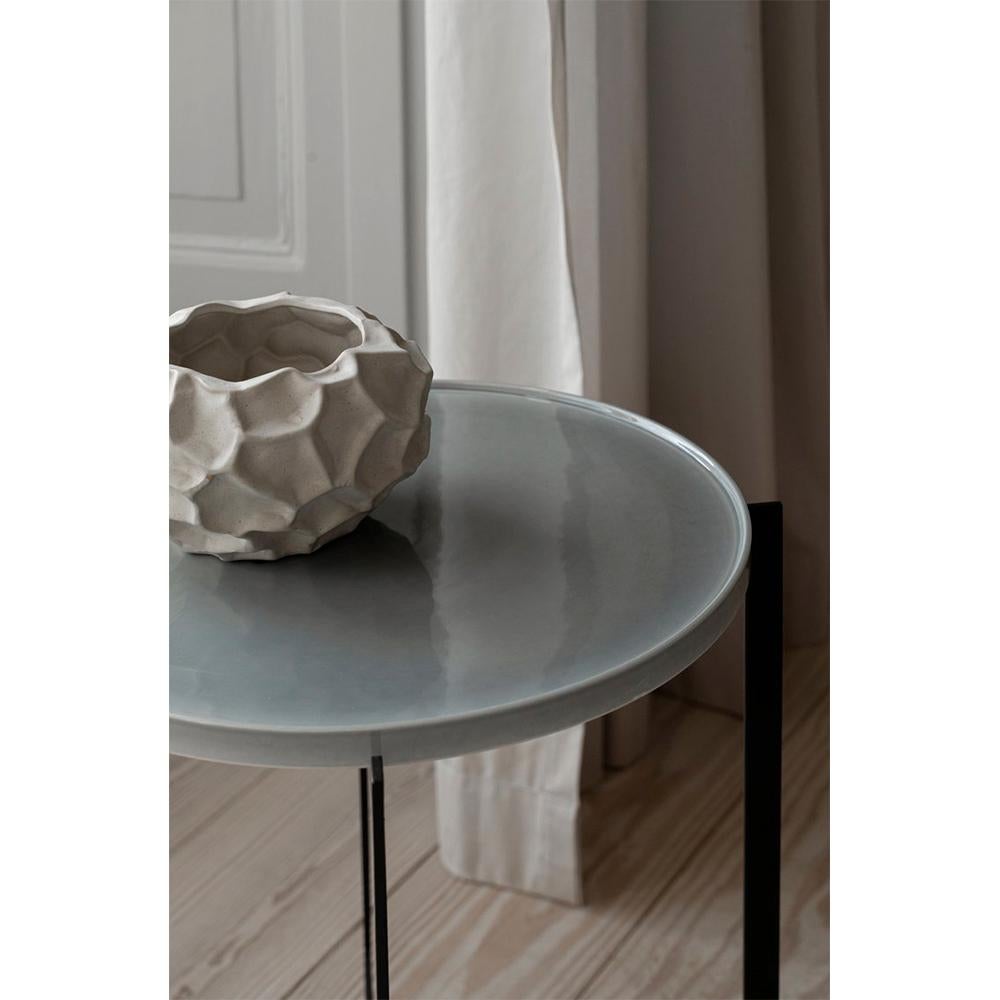 Post-Modern Cloudy Grey Porcelain Single Deck Table by OxDenmarq For Sale