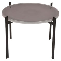 Table en porcelaine gris nuageux par OxDenmarq