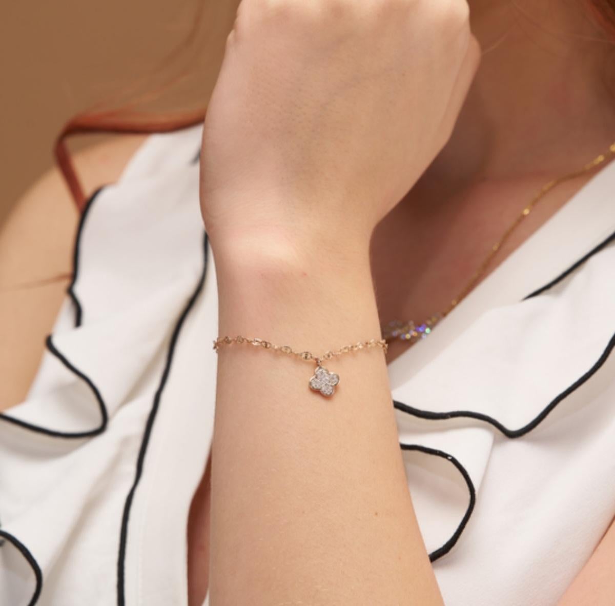 Clover Charm Moissanite Bracelet 925 Sterling Silver Beautiful Gift For Women. 3