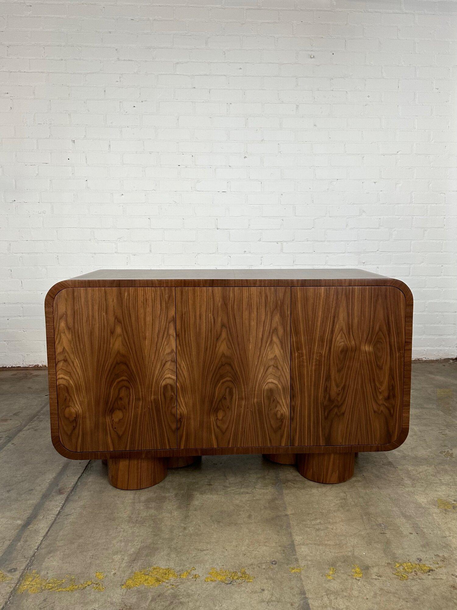 Mid-Century Modern Clover Credenza in Natural Walnut For Sale