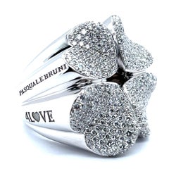 Clover Diamond Ring in 18 Karat White Gold by Pasquale Bruni