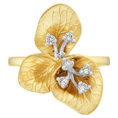 Clover Leaves Shaped Carved Ring Made in 14k Yellow Gold with Diamond Buds