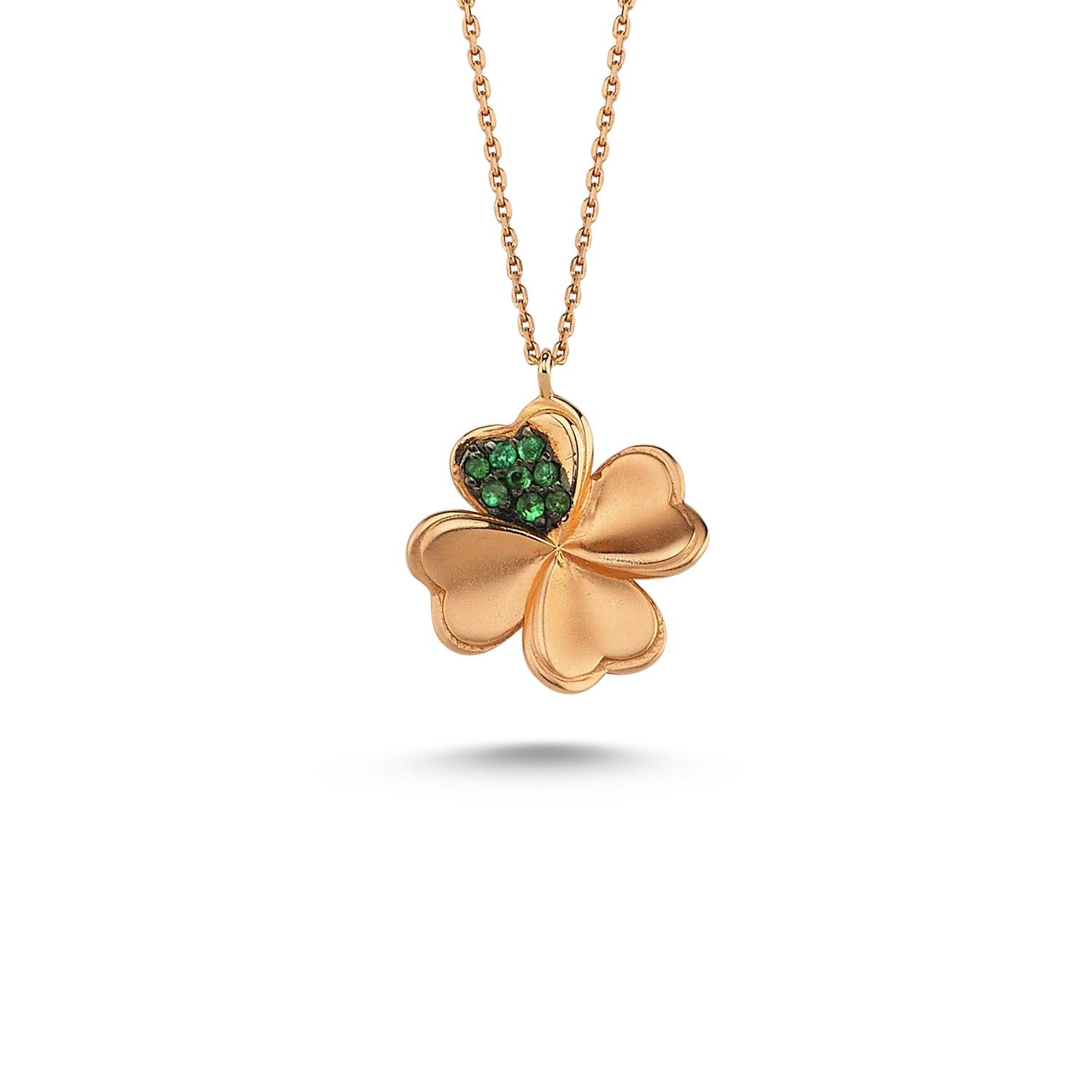 Clover lucky necklace in 14k rose gold with 0.03ct tsavorite by Selda Jewellery

Additional Information:-
Collection: Art of giving collection
14K Rose gold
0.03ct Tsavori̇te
Chain length 42cm