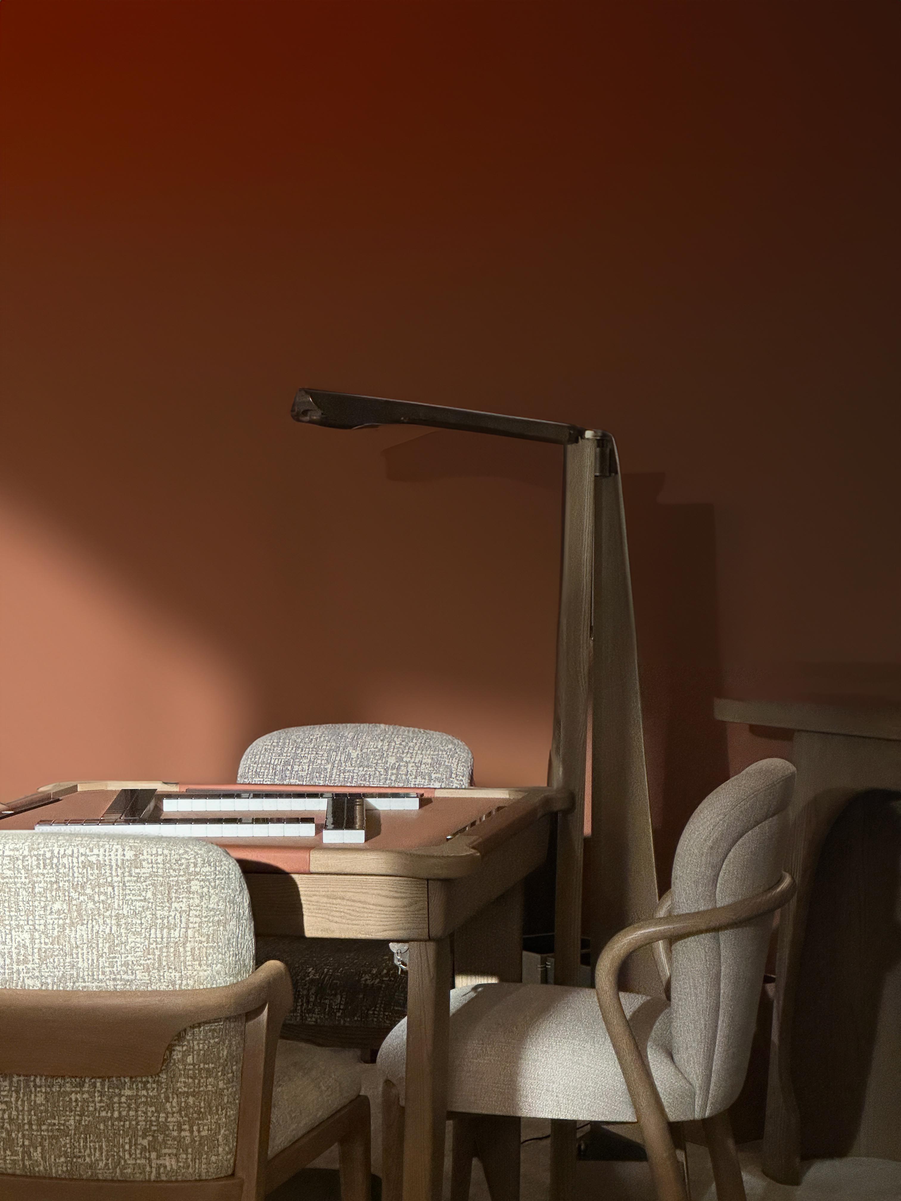 Placage Table de Mahjong Clover en cuir véritable et Wood Wood par André Fu Living en vente