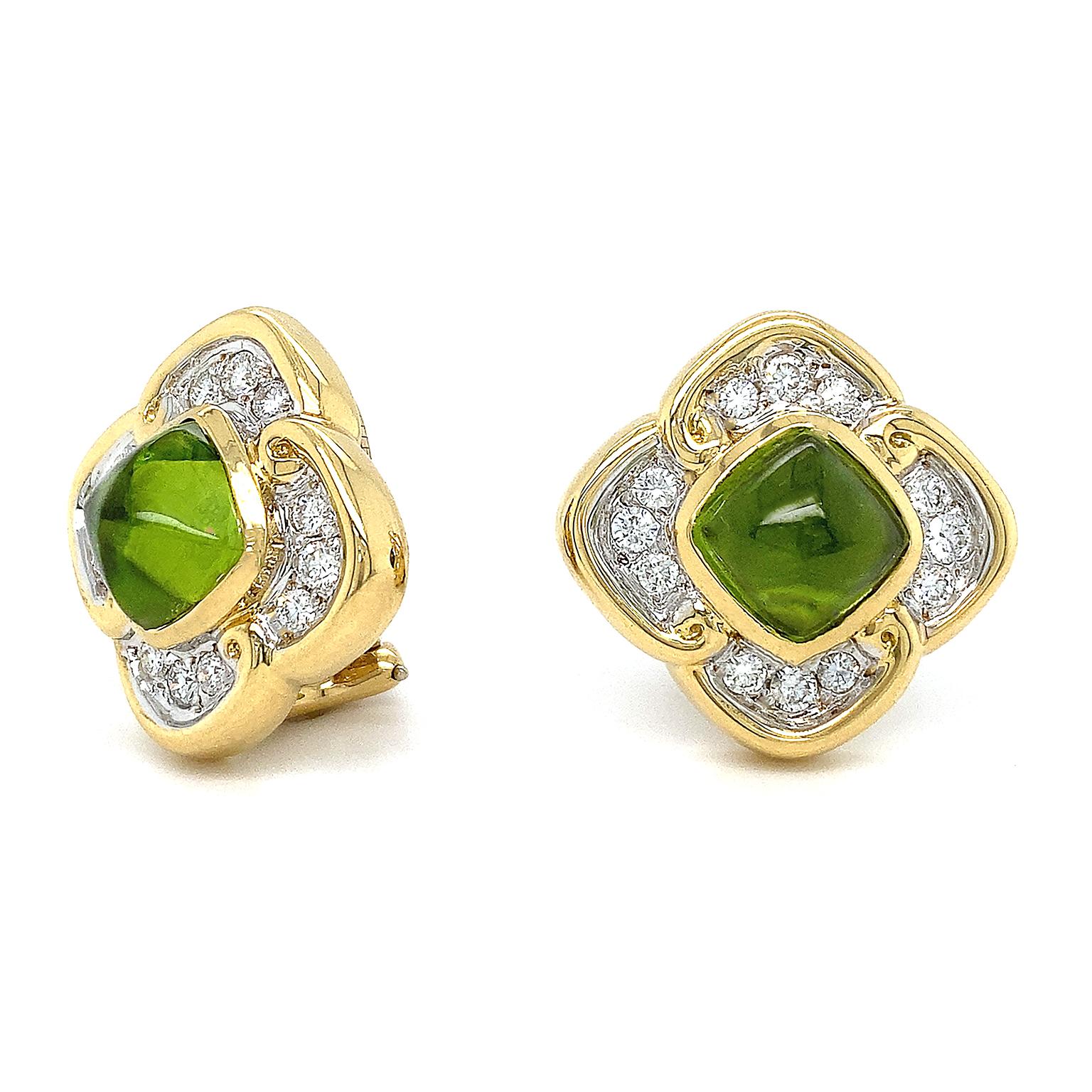 Influenced by the contour of a clover, 18k yellow gold forms the leaves that overlap in a curl. Embellishing within the leaves are brilliant cut diamonds. At the heart of these earrings, a smooth cushion cut of peridot dazzles in the center. The