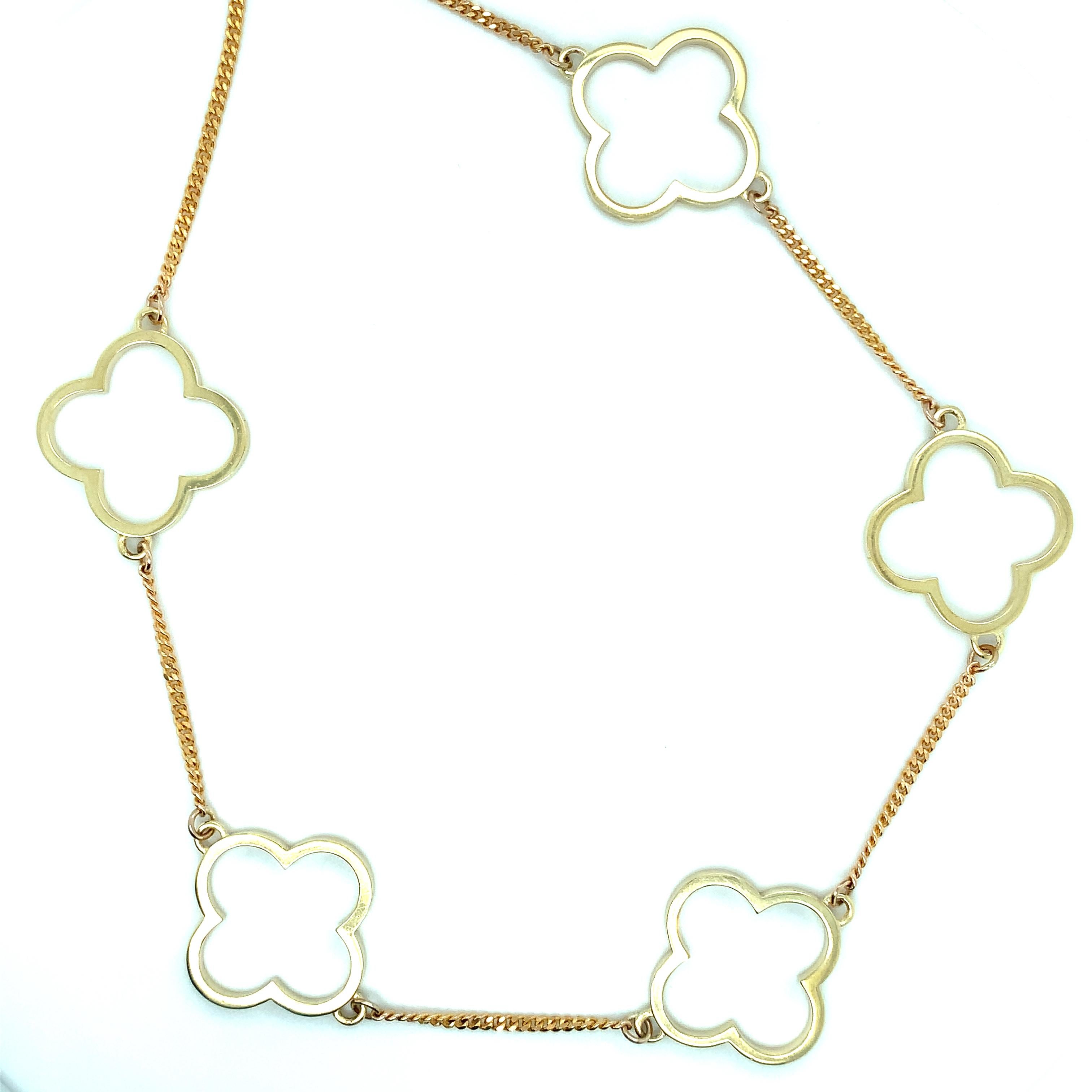 Collier chaîne art déco en forme de trèfle en or jaune 9 carats Pour femmes en vente
