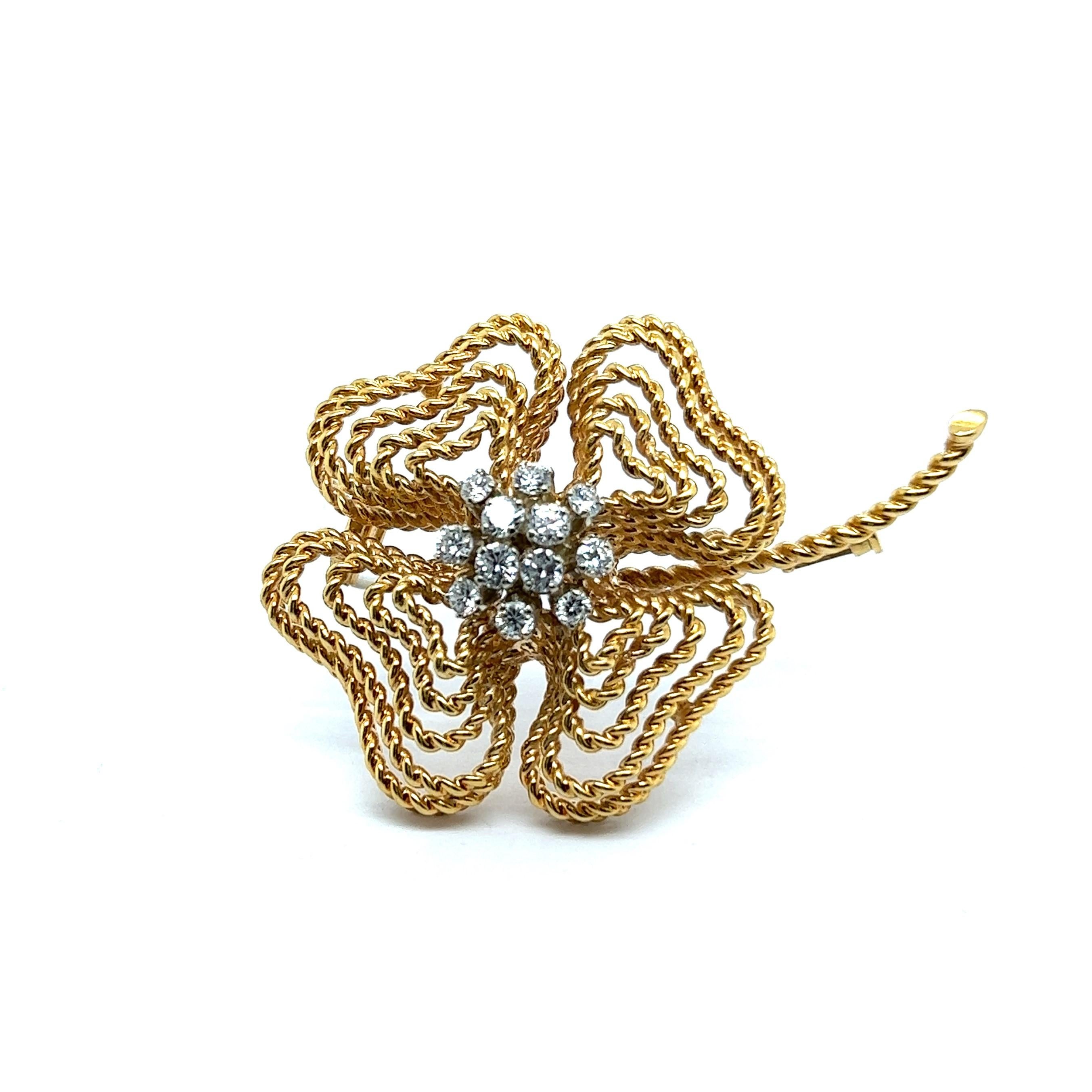 Clover Brooch with Diamonds in 18 Karat Yellow and White Gold For Sale 9