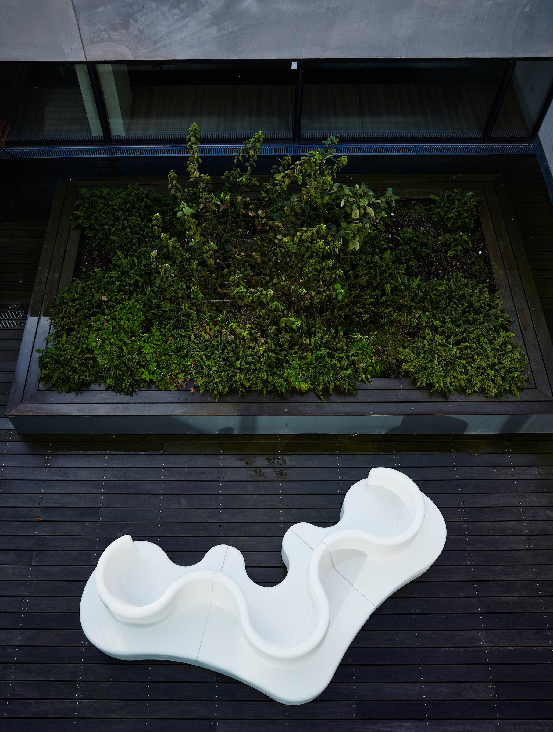 Divano per interni e per esterni Cloverleaf, unità di estensione in bianco di Verner Panton in vendita 3