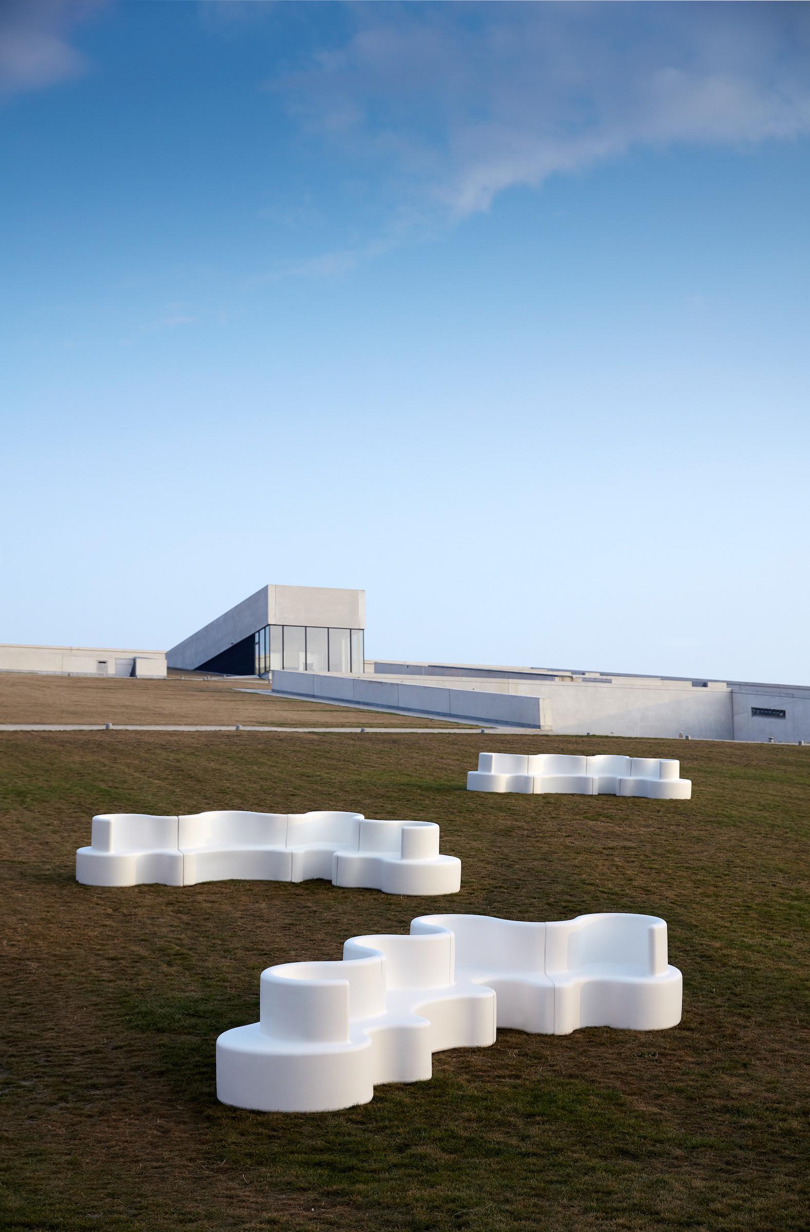 Divano per interni e per esterni Cloverleaf, unità di estensione in bianco di Verner Panton in vendita 4