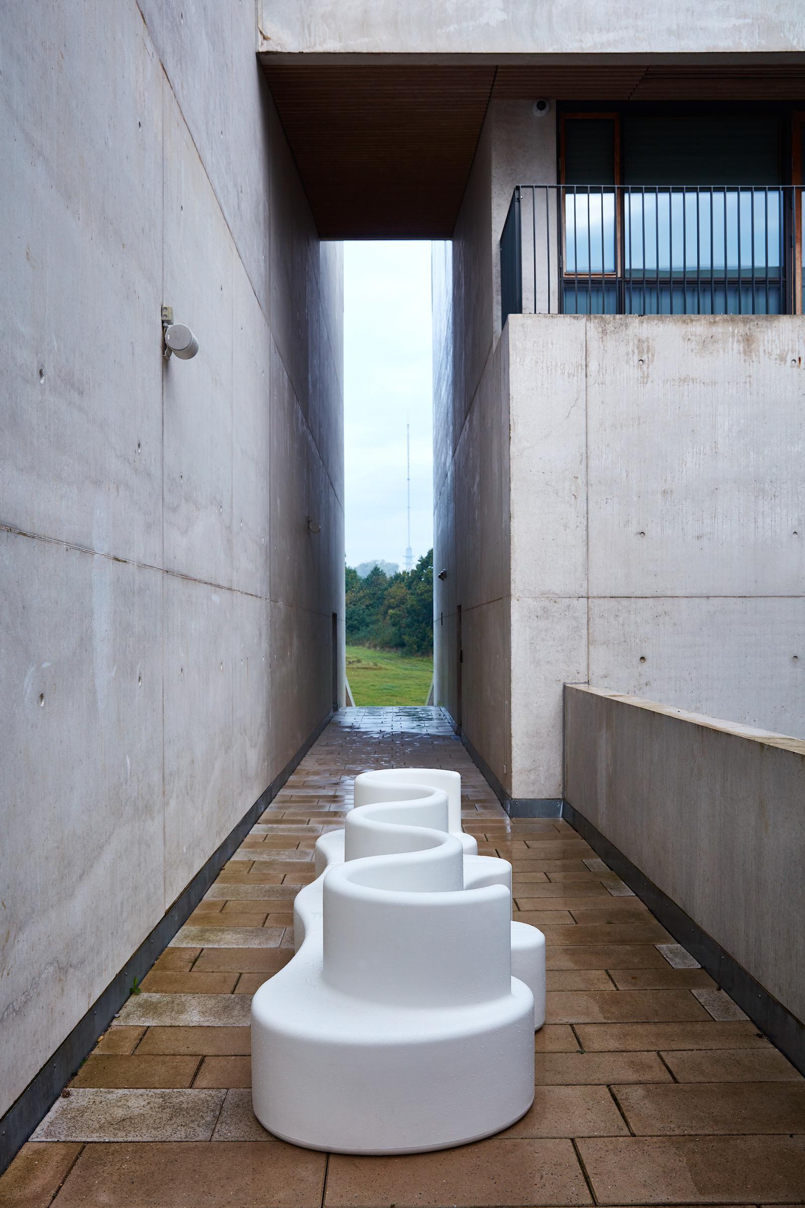 Canapé en forme de trèfle pour l'intérieur et l'extérieur, unité centrale en blanc de Verner Panton Neuf - En vente à Horsens, DK