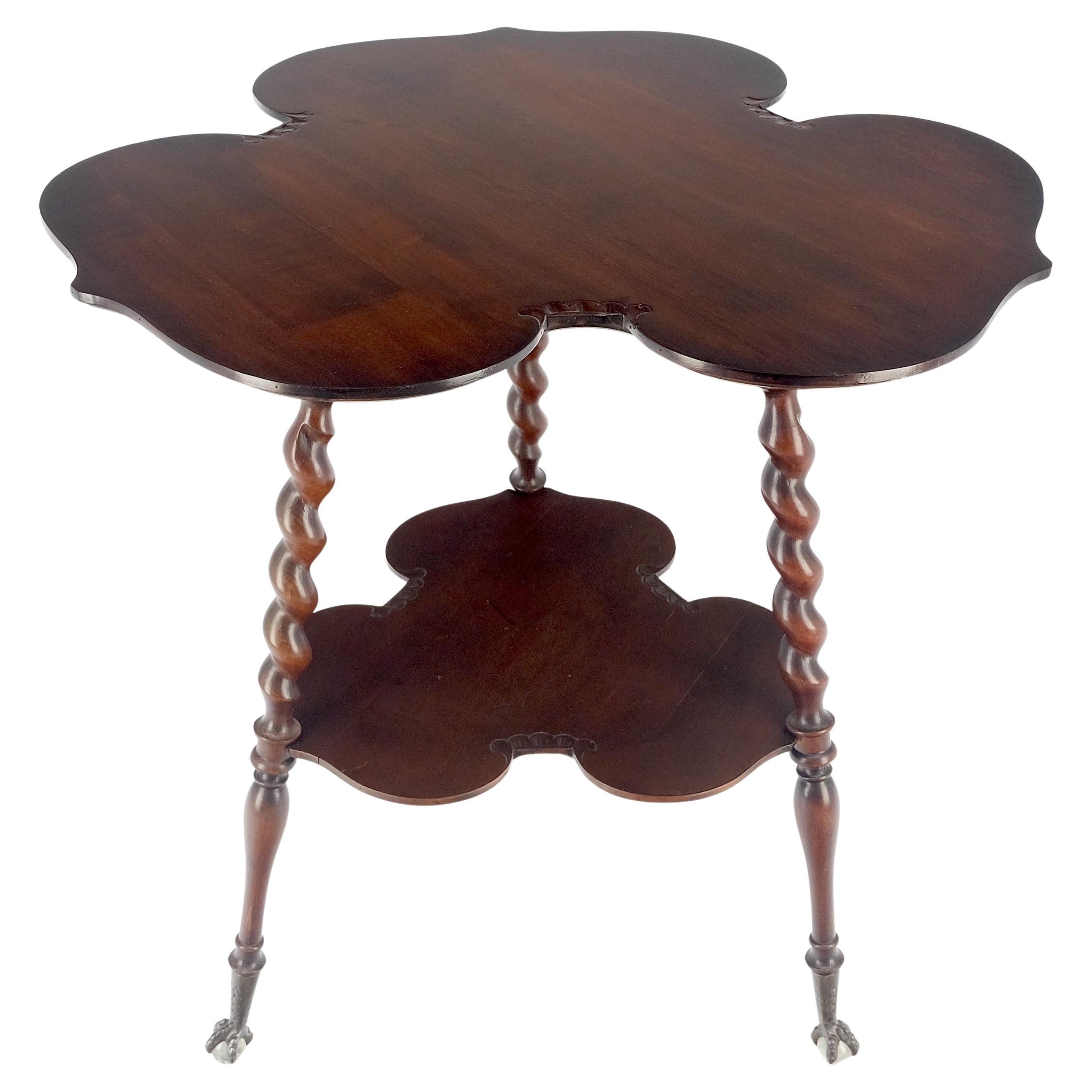 Cloverleaf Motif Carved Mahogany Claw Feet Twisted "Rope" Legs Center Lamp Table For Sale