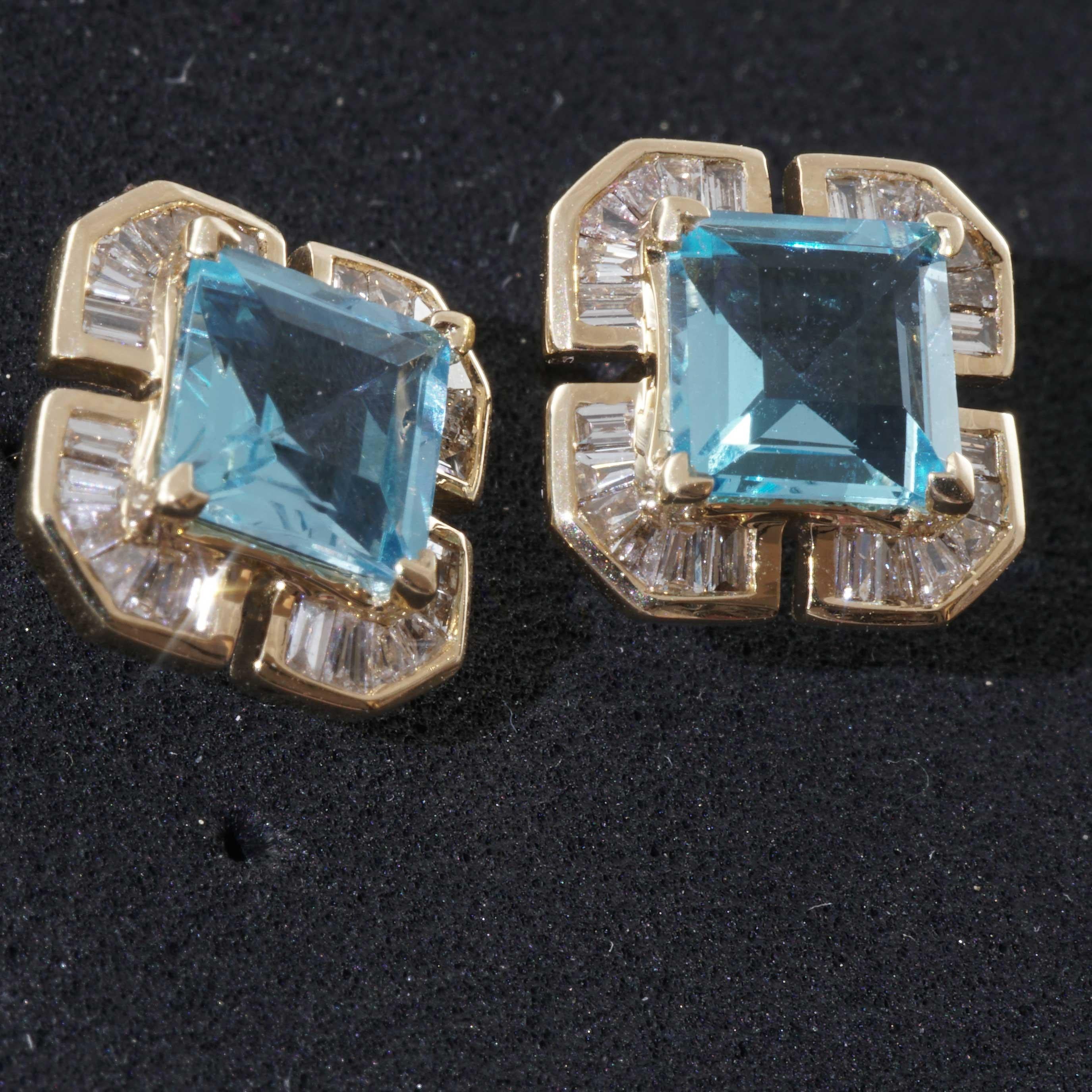 Brilliant Cut Cloverleaf shaped Blue Topaz Diamond Earrings Swiss Blue 1.8 ct 0.40 ct brandnew For Sale