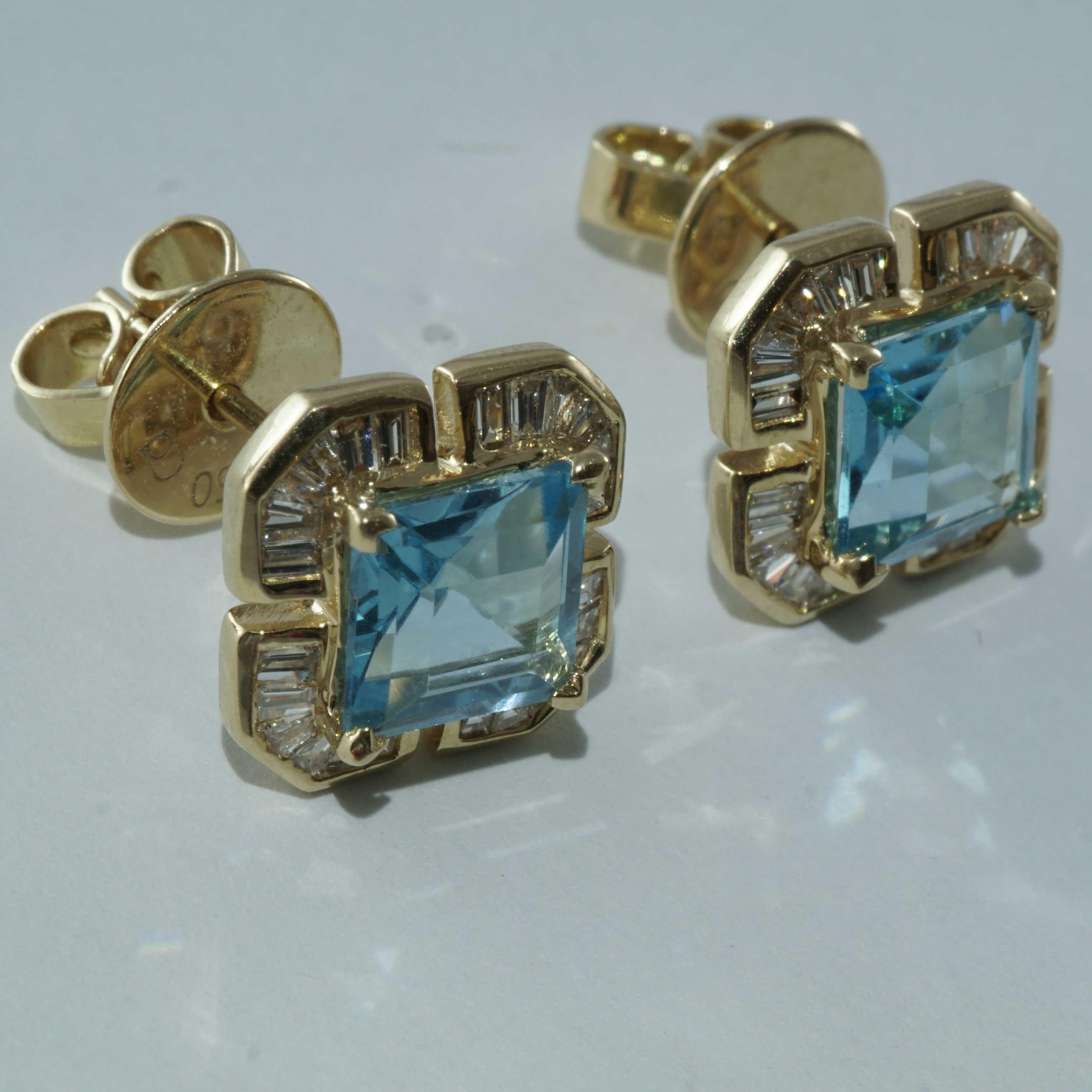 Cloverleaf shaped Blue Topaz Diamond Earrings Swiss Blue 1.8 ct 0.40 ct brandnew For Sale 1