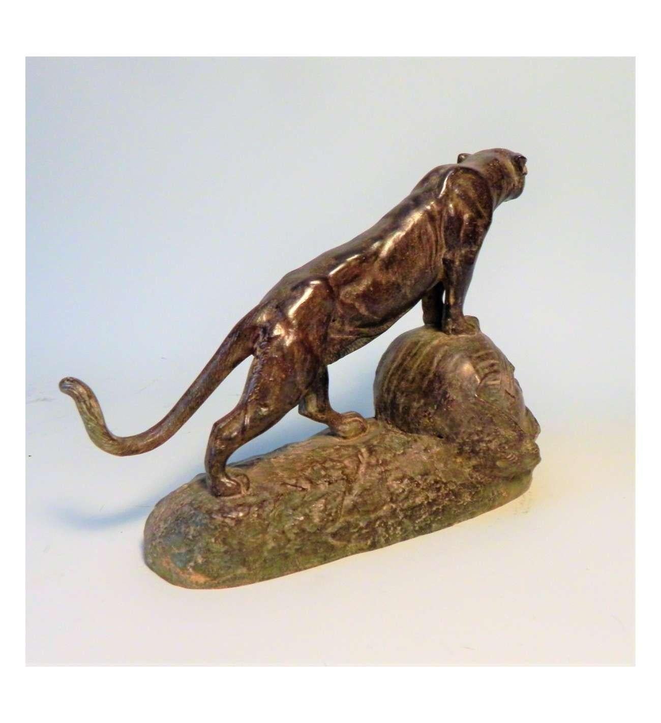 Löwin auf einer Sphinx stehend - Clovis-Edmond Masson (1838-1913) im Angebot 1