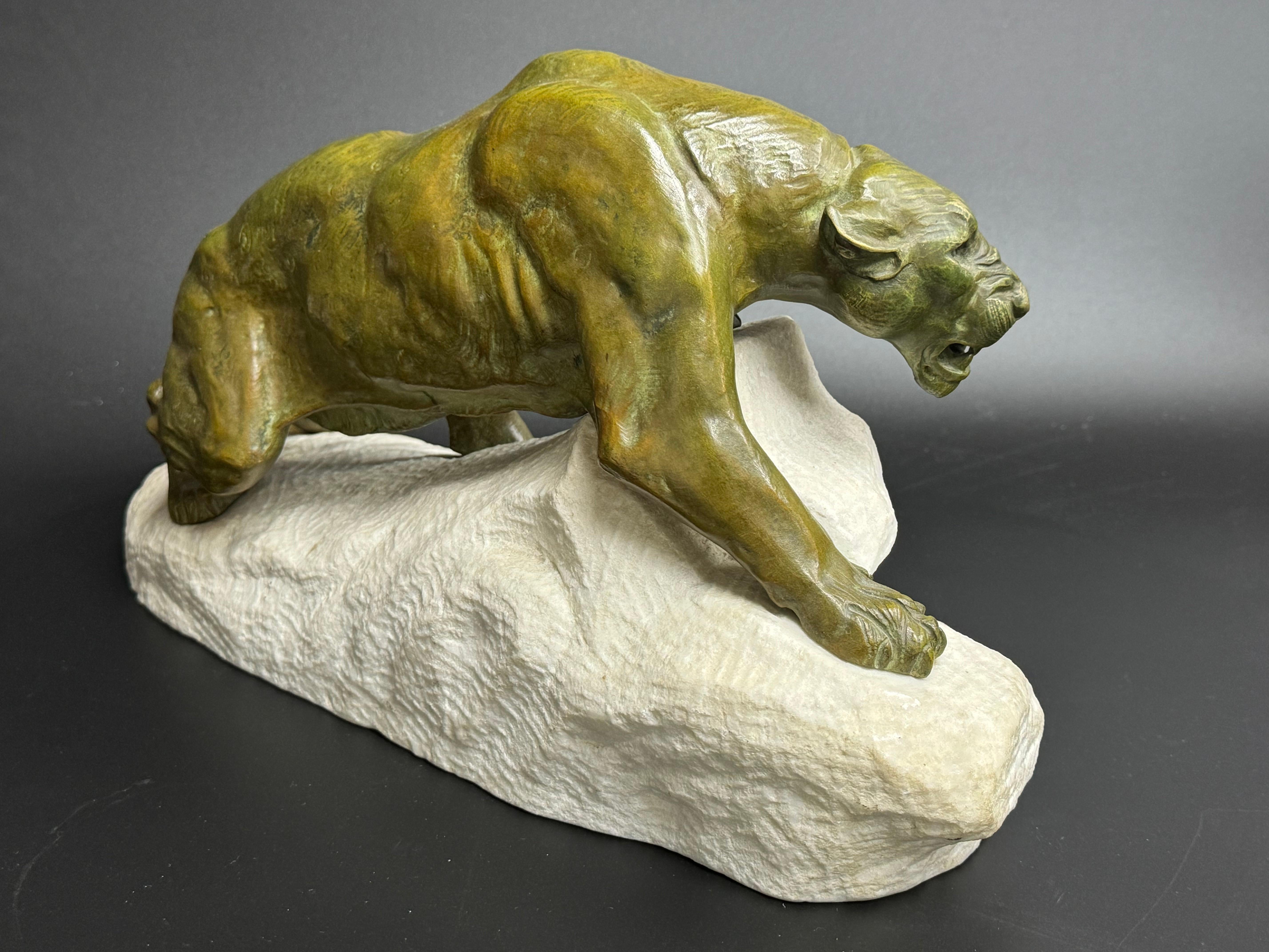 Other Clovis-Edmond MASSON (1858-1913) Panthère en bronze ciselé et patiné sur marbre For Sale