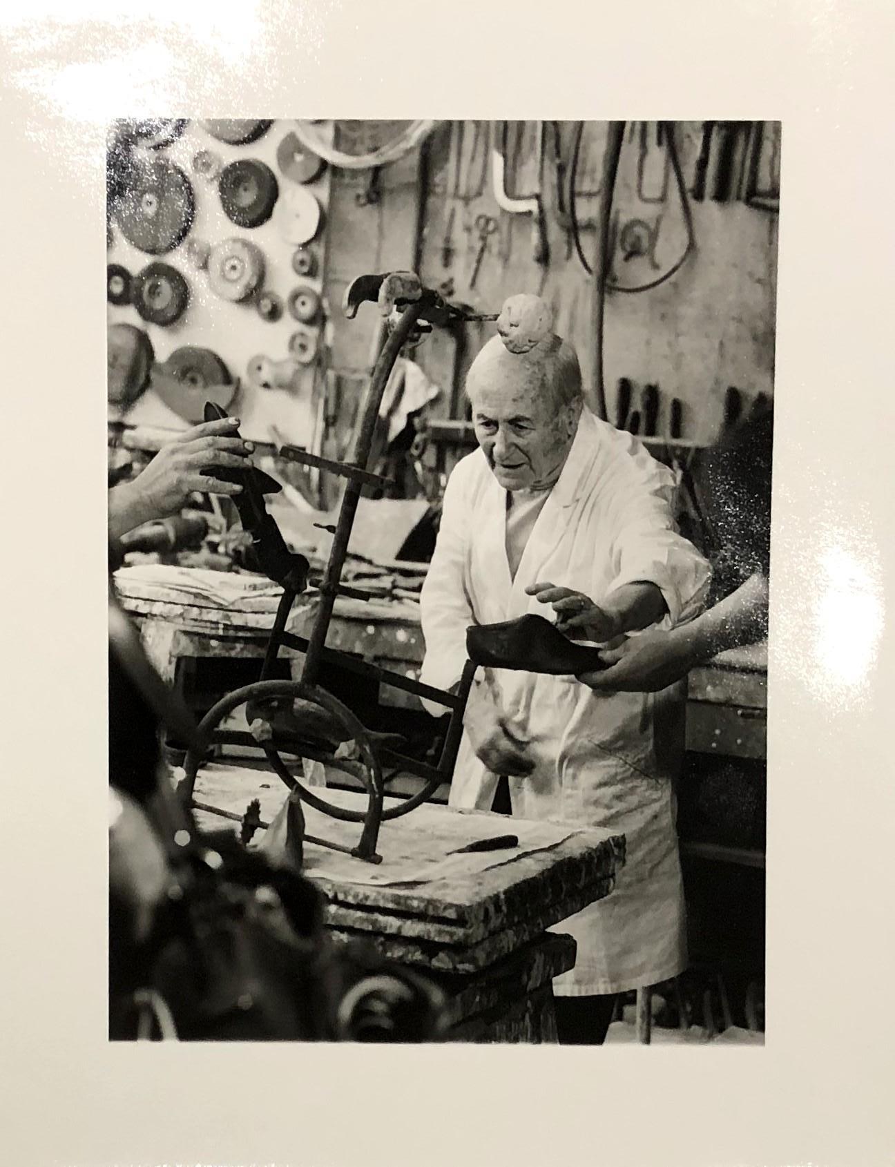 12 Photographies of Joan Miro by Clovis Prevost - Rare - 30 Copies - Beige Black and White Photograph by Clovis Prévost
