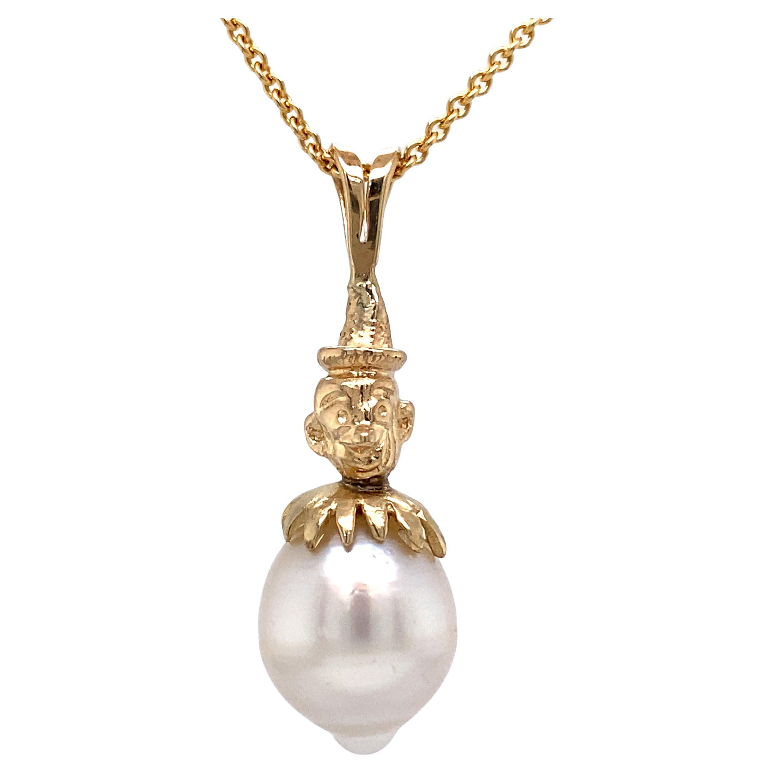 "Clown Strike North" Baroque South Sea Pearl Pendant with Chain in Yellow Gold For Sale