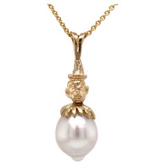 "Clown Strike North" Baroque South Sea Pearl Pendant with Chain in Yellow Gold