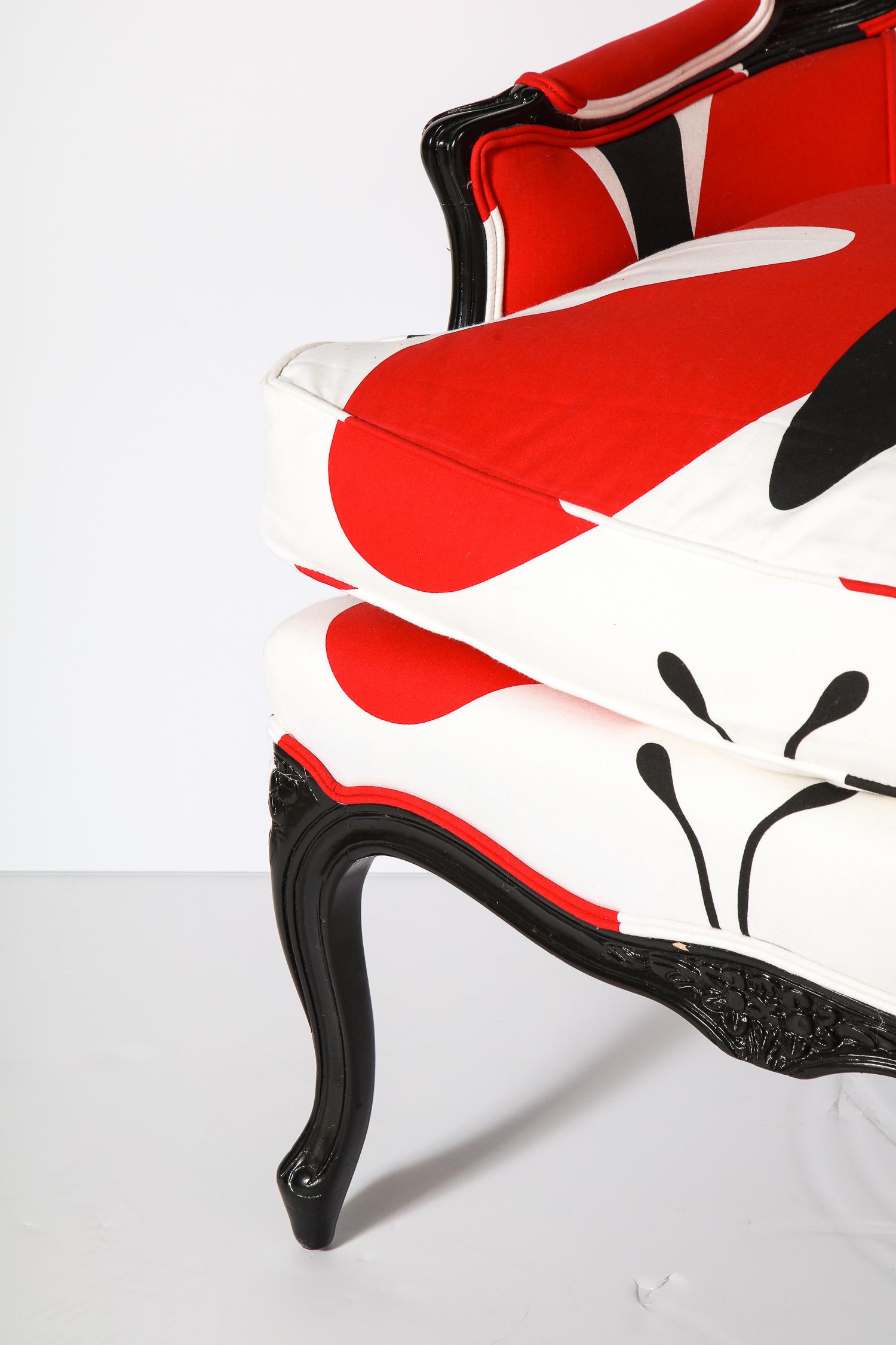 20th Century Bergère Chair with Black Lacquered Wood, New White/Red & Black Printed Fabrics For Sale
