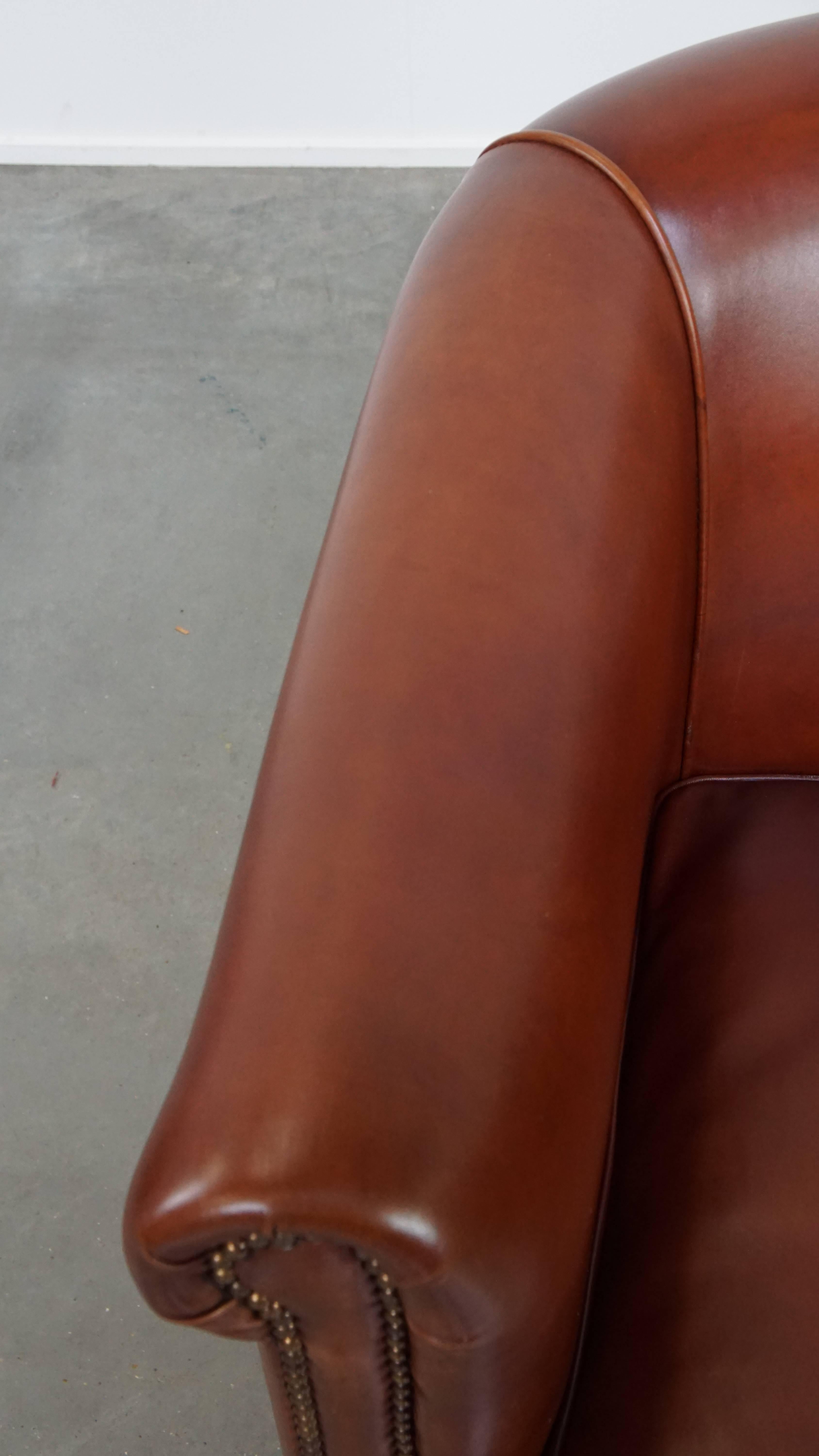Cuir de vache Fauteuil club en cuir de vache en vente