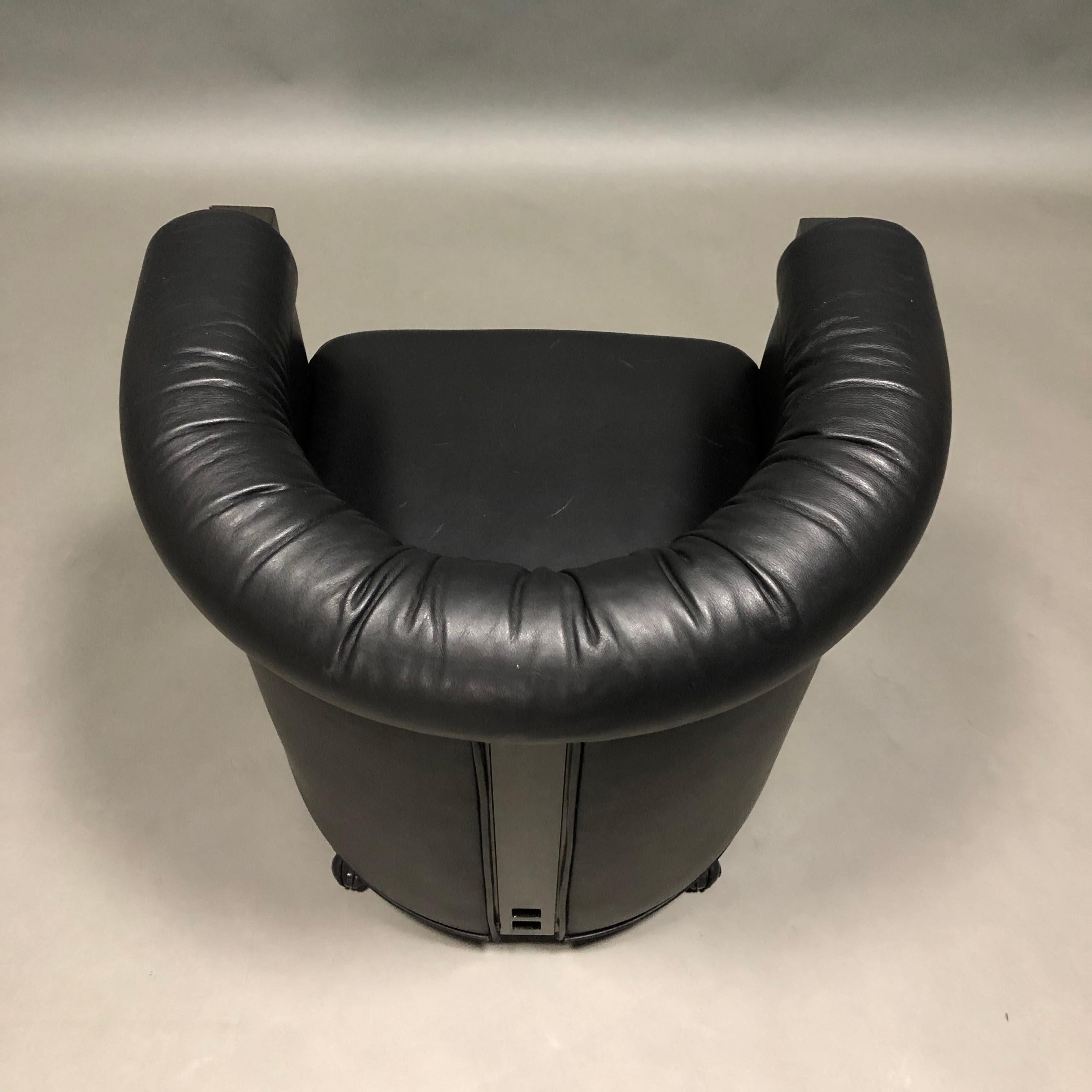 Club Chair in Leather and Ebony by Umberto Asnago for Giorgetti, Italy, 1980s 5