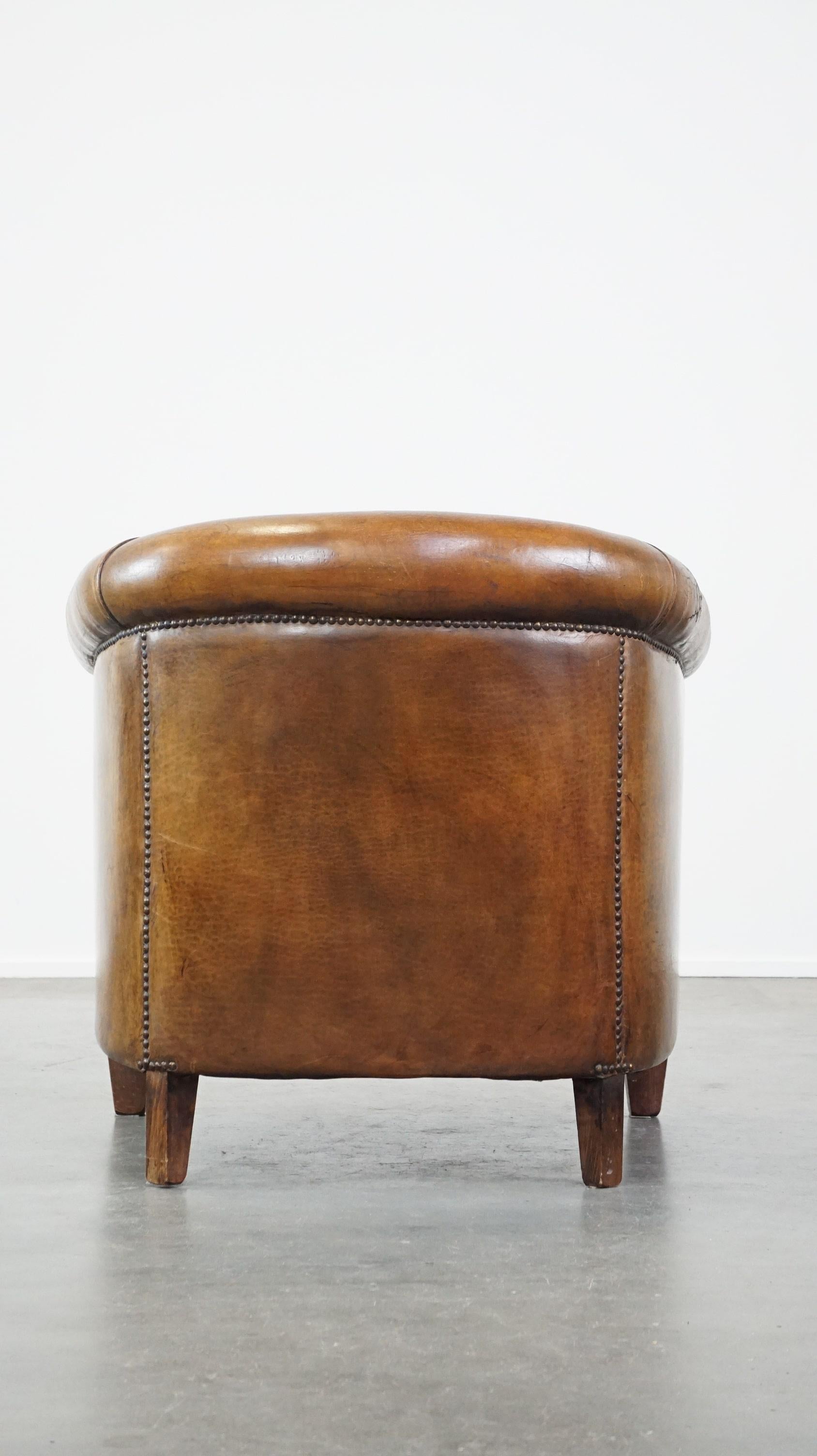 Club chair made of sheepskin leather with the most beautiful colors In Fair Condition For Sale In Harderwijk, NL