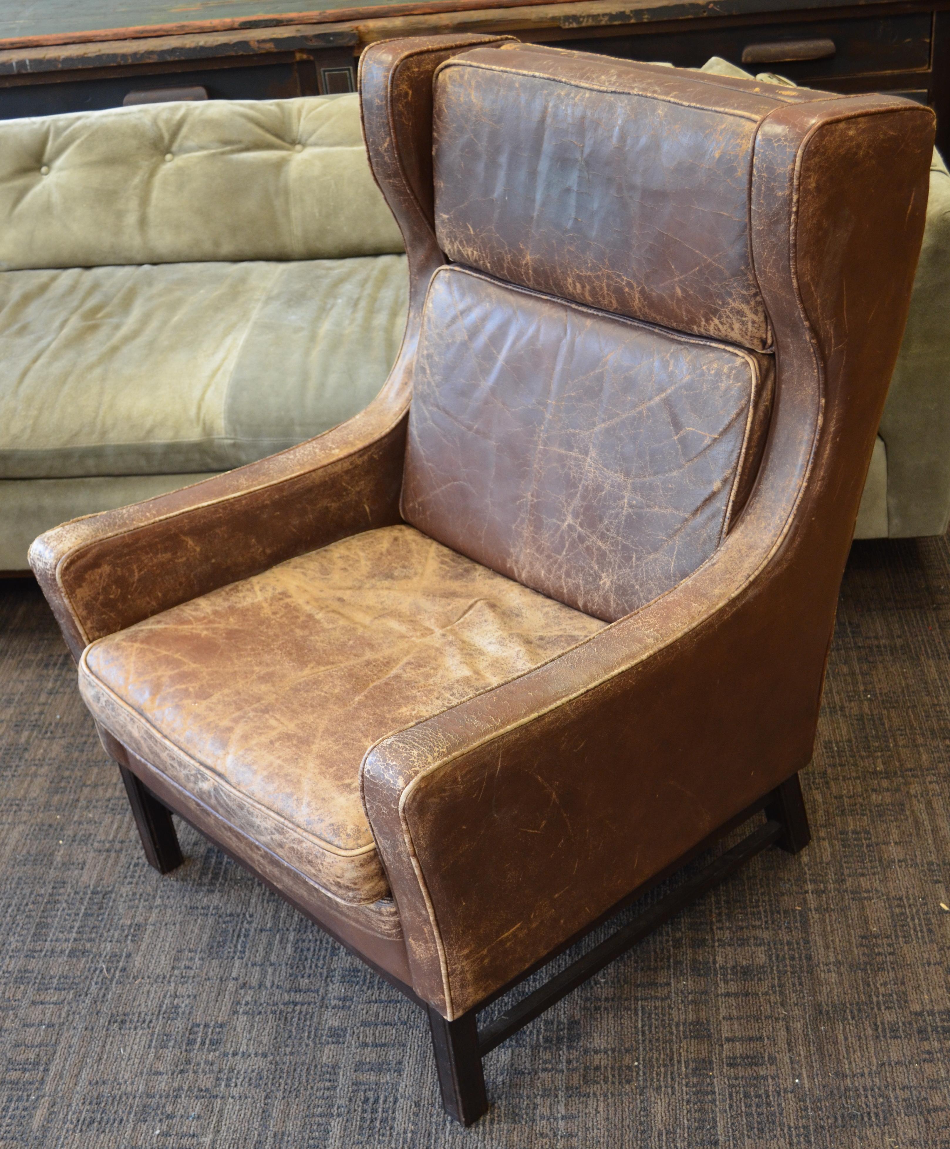 Club Chair of Worn Leather from Edwardian England, Wingback, Early 20th Century For Sale 5