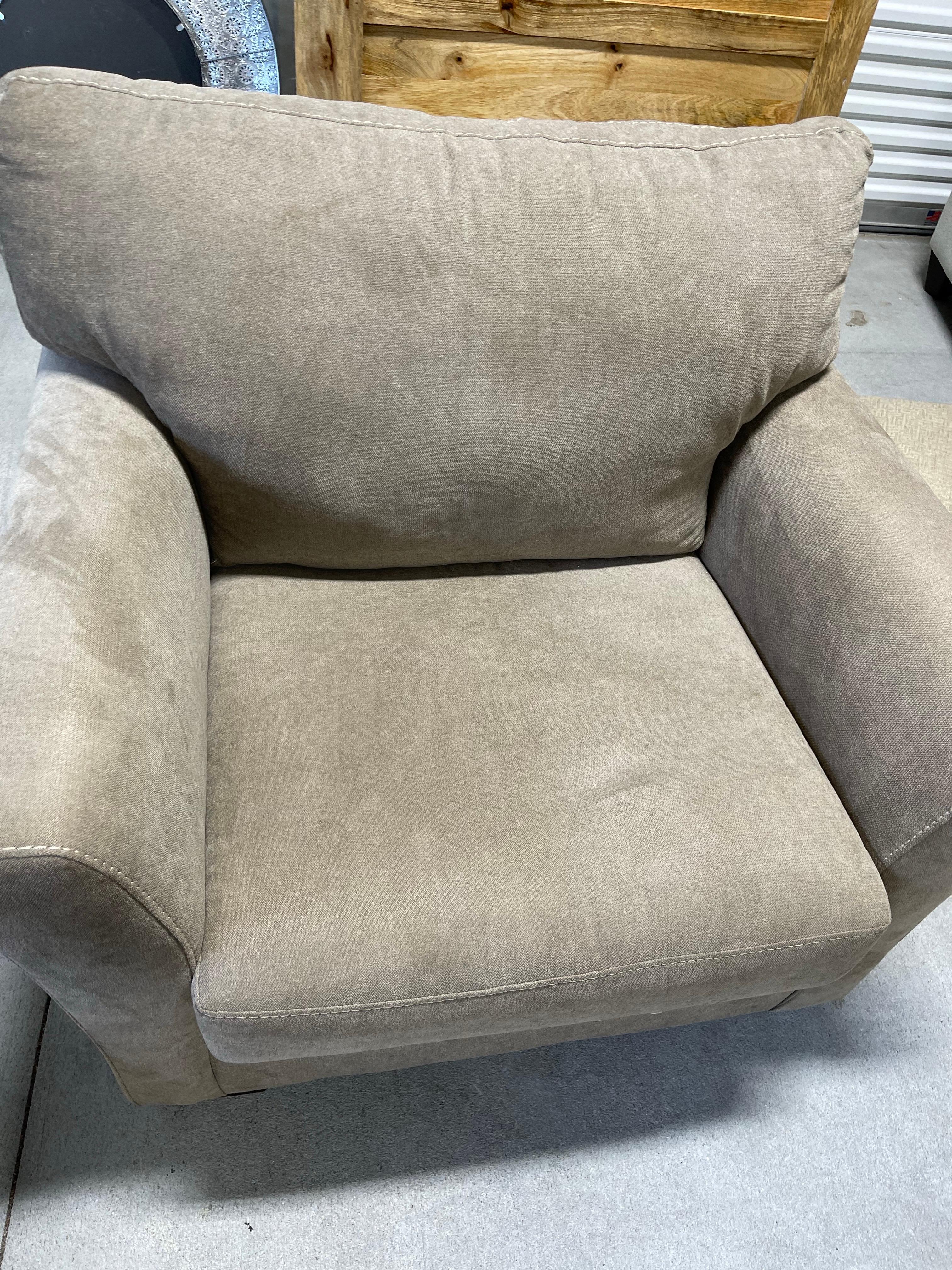 Large Upholstered Club Chair, 21st Century In Good Condition For Sale In Savannah, GA