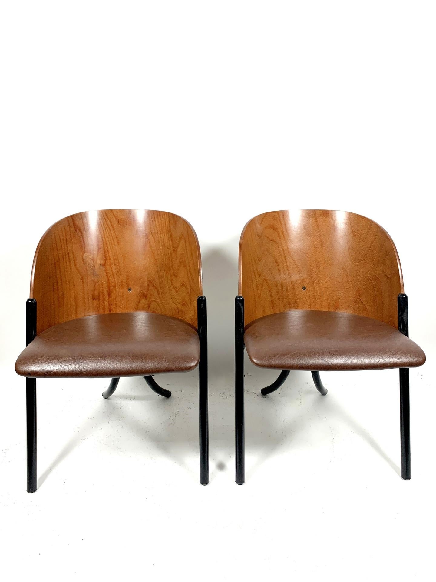 These great looking chairs are made of bentwood and veneer with a leatherette cover- and were made in the 1970s.
       