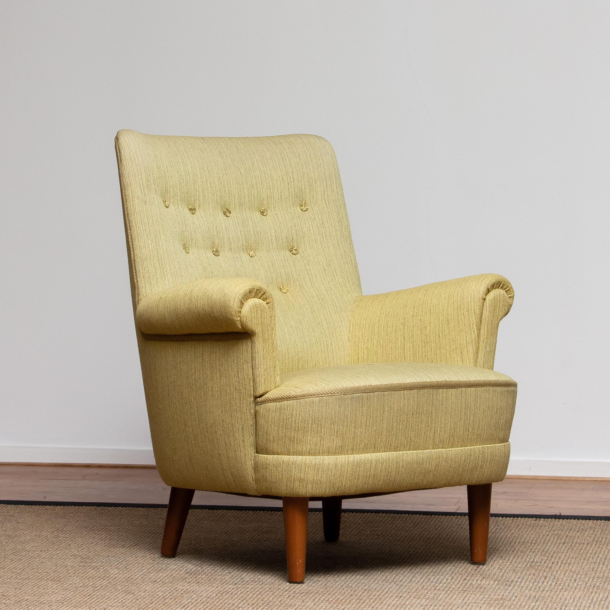 Mid-20th Century Club Easy Arm Lounge Chair 