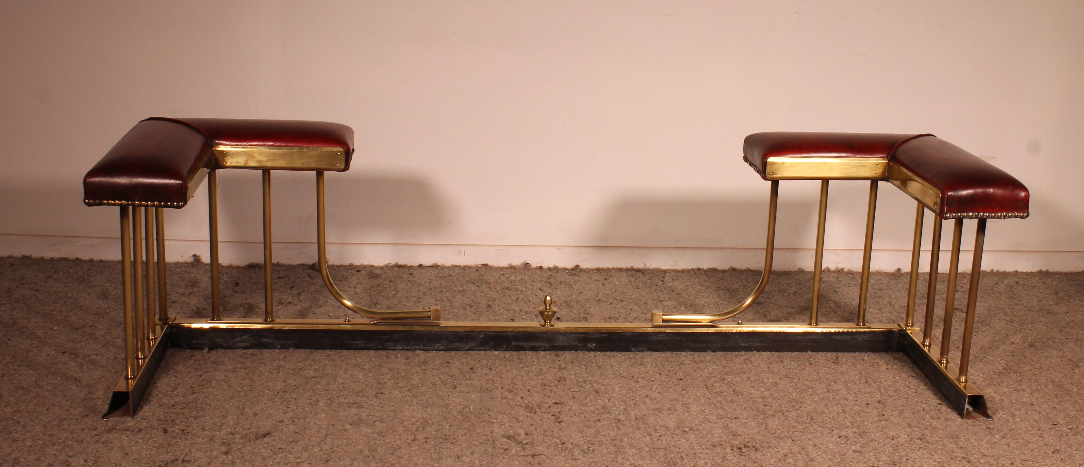 Club Fender In Brass And Leather - 19th Century For Sale 3