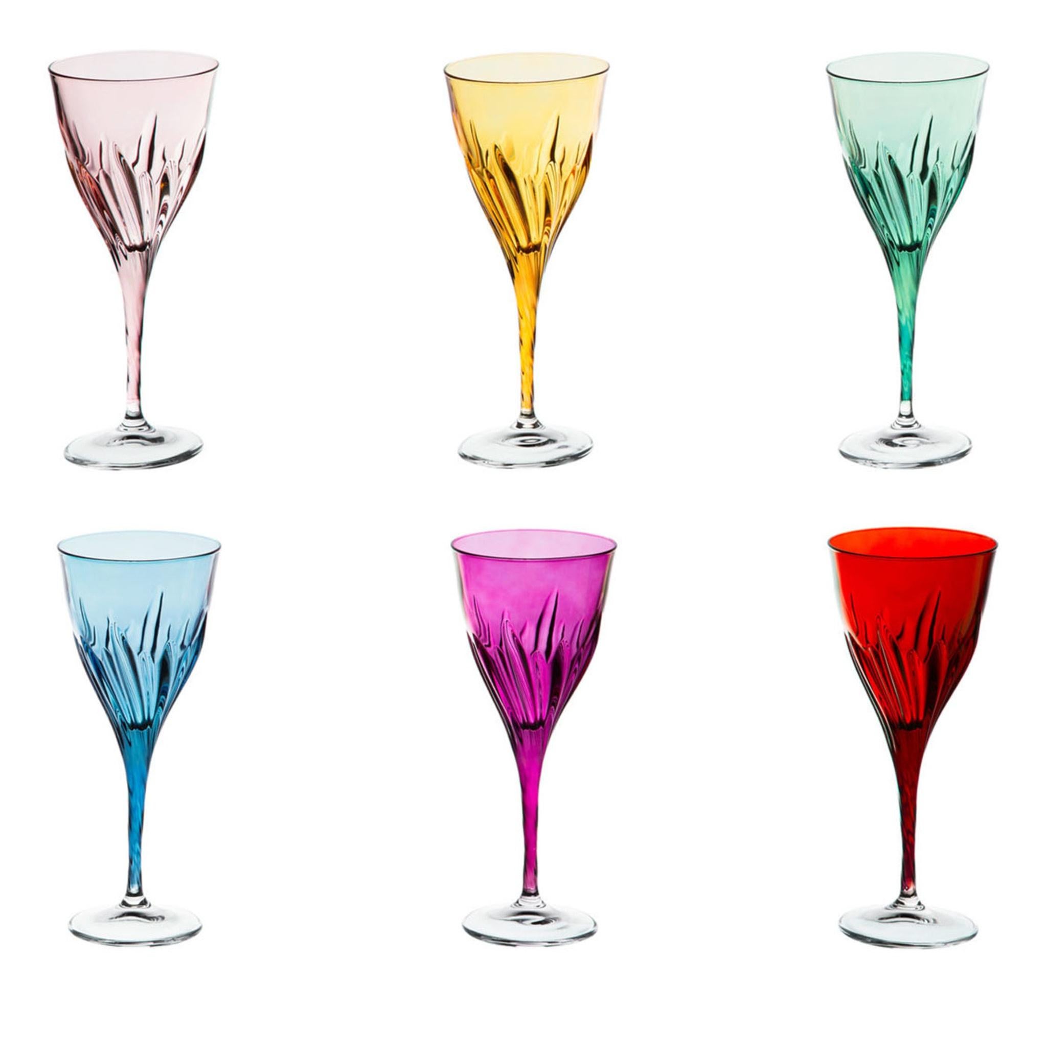 Part of the Club Collection, this set features six water stem glasses to display on a white table cloth either alone or combined with the other sets from the same series. Each piece features a clear foot and colorful stems and bowls, which are
