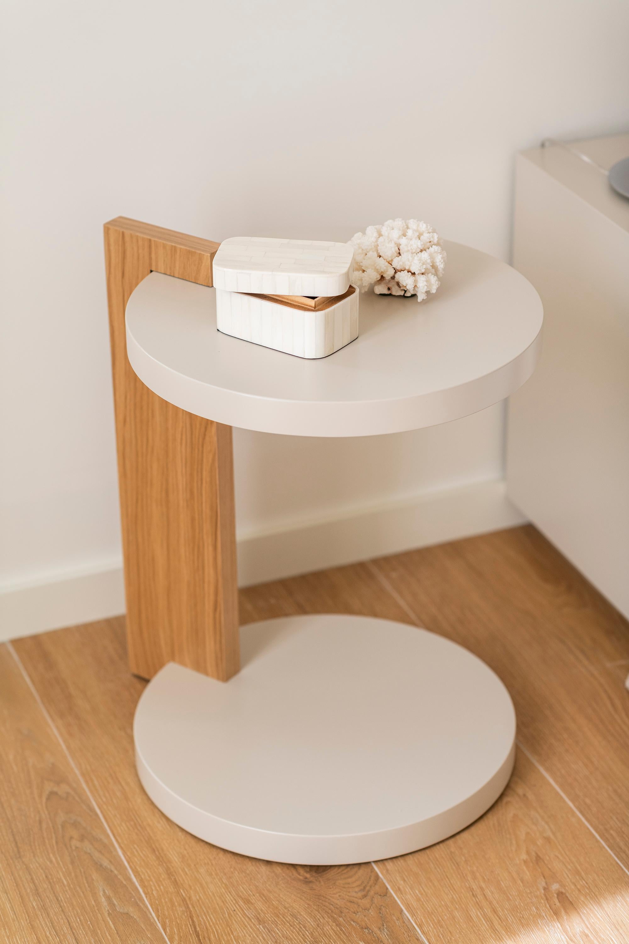 Contemporary Modern Club Side Table made with Oak, Handmade by Stylish Club For Sale
