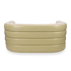 Club Sofa mit Channel Tufting, anpassbar