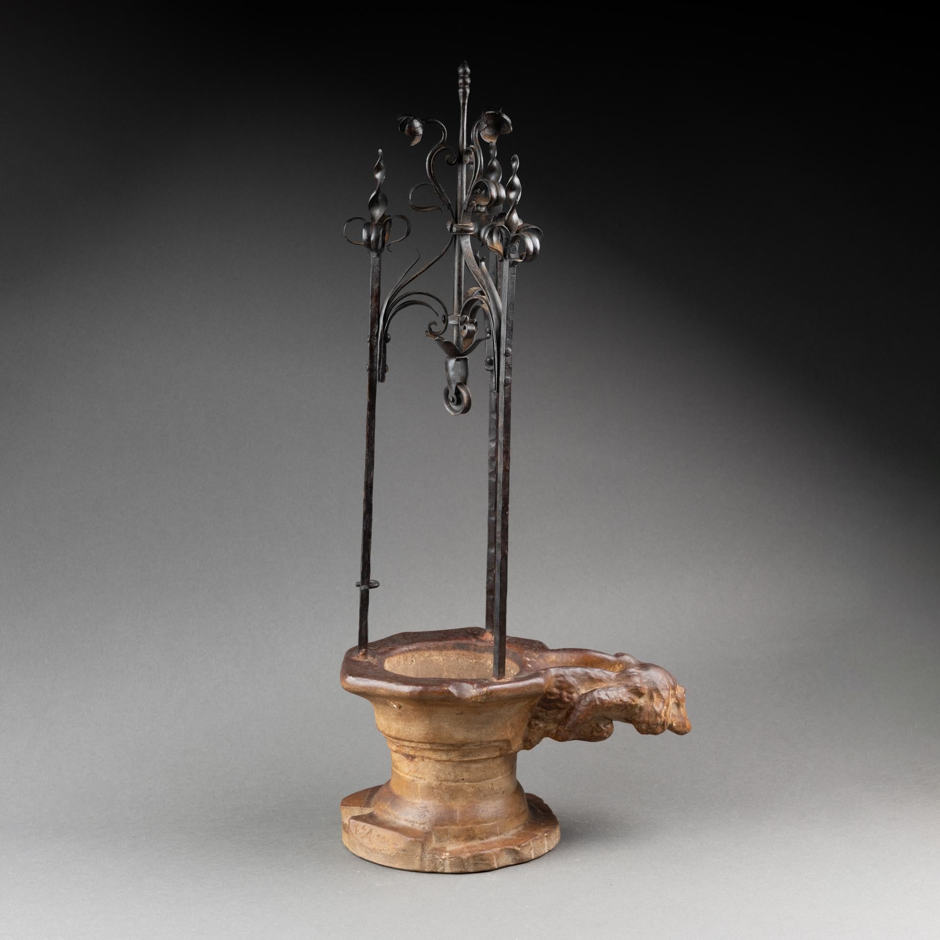 Martellato Pozzo dell'hotel Cluny - Riduzione in gesso patinato e ferro battuto, fine XIX secolo. in vendita