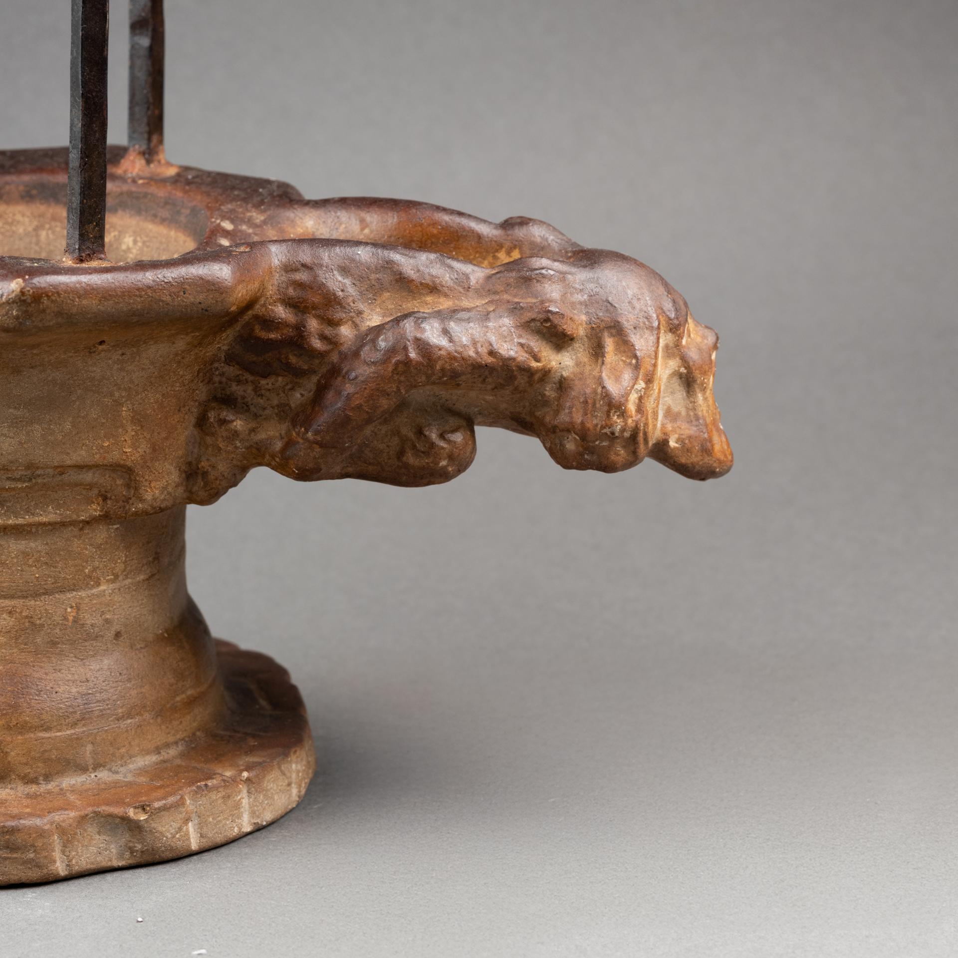 Ferro battuto Pozzo dell'hotel Cluny - Riduzione in gesso patinato e ferro battuto, fine XIX secolo. in vendita