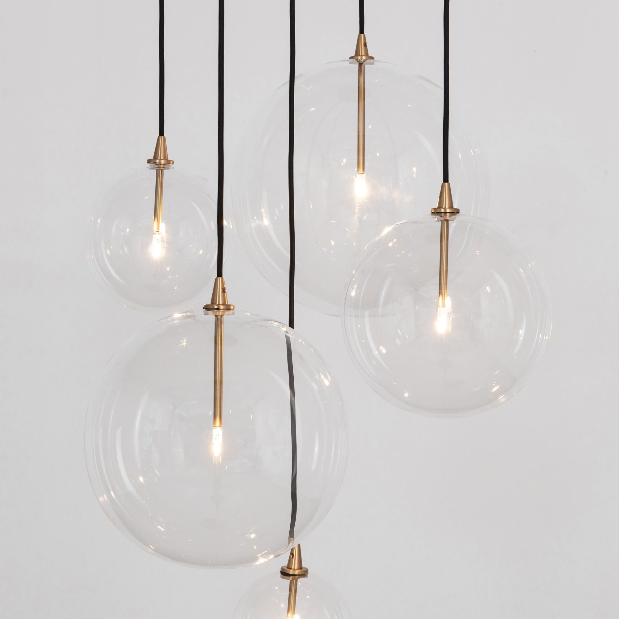 Cluster 5 Mix Chandelier in Solid Brass by Schwung For Sale 1